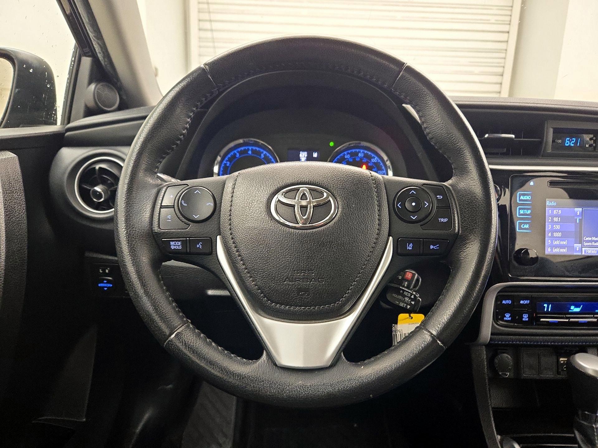 Thumbnail: 2019 Toyota Corolla - 10