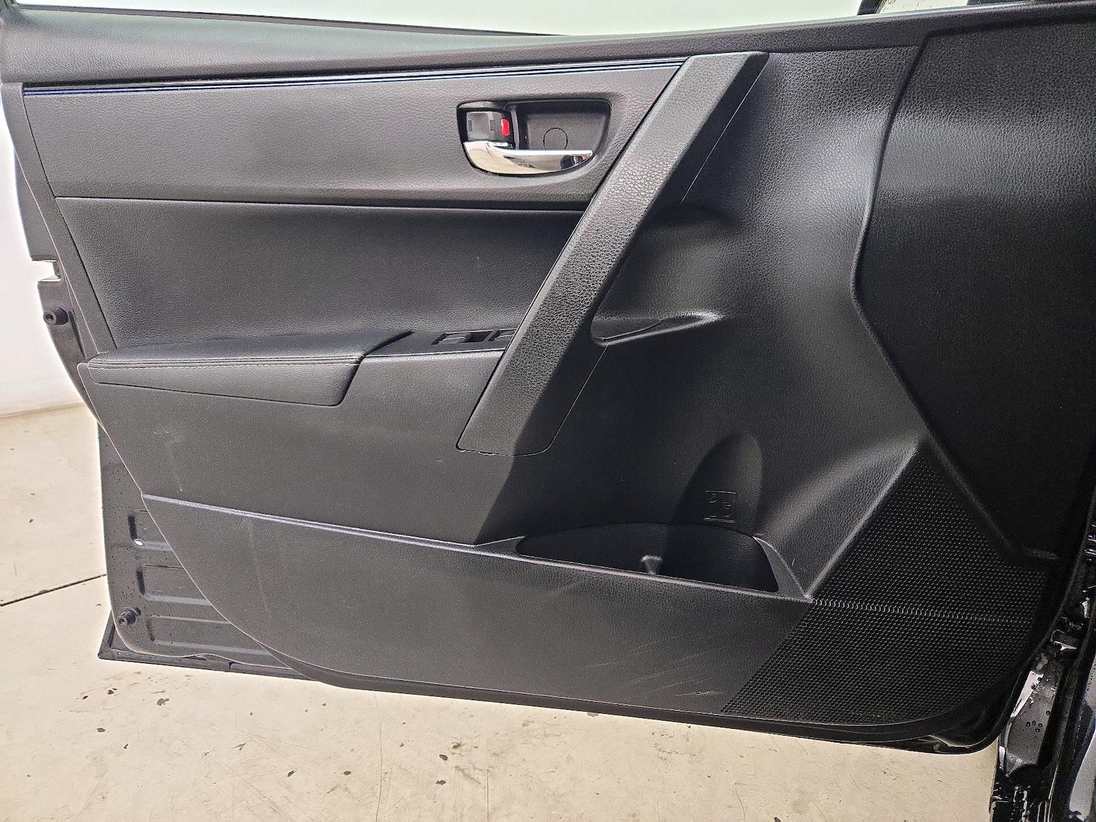 2019 Toyota Corolla SE - Photo 13