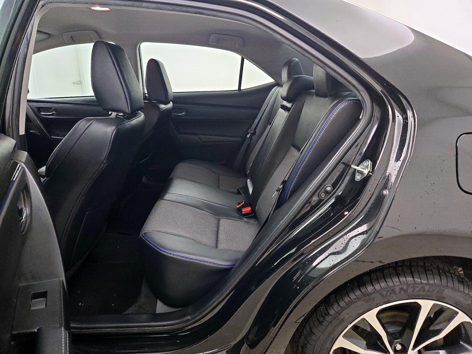 2019 Toyota Corolla SE - Photo 20