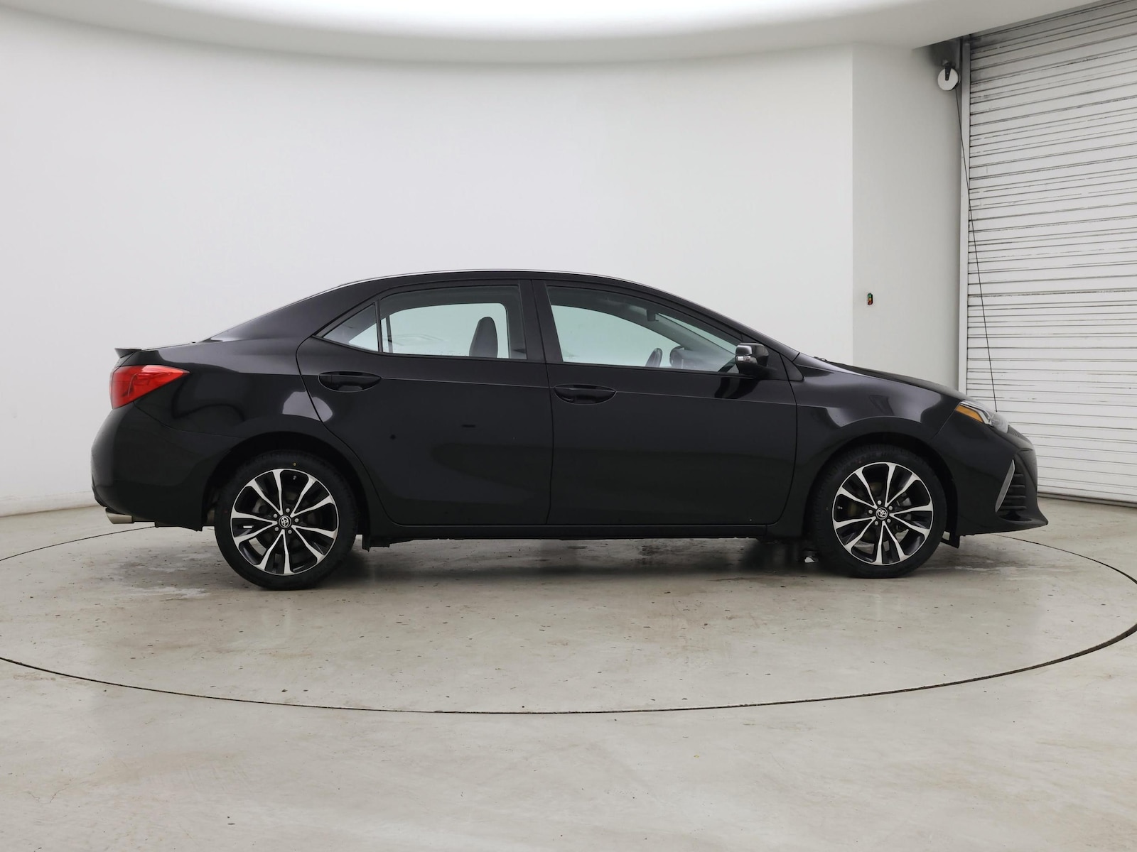 2019 Toyota Corolla SE - Photo 8