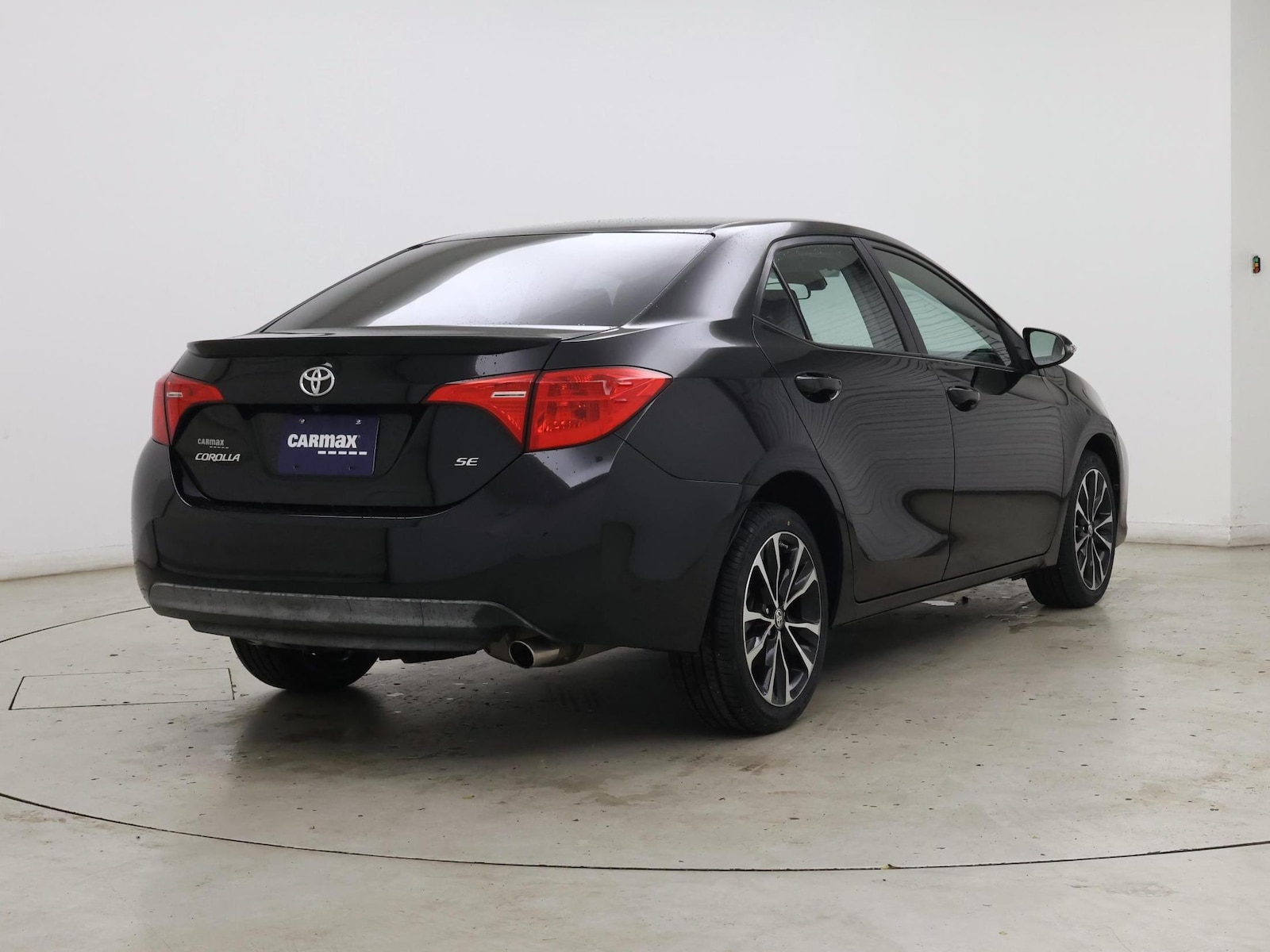 2019 Toyota Corolla SE - Photo 9