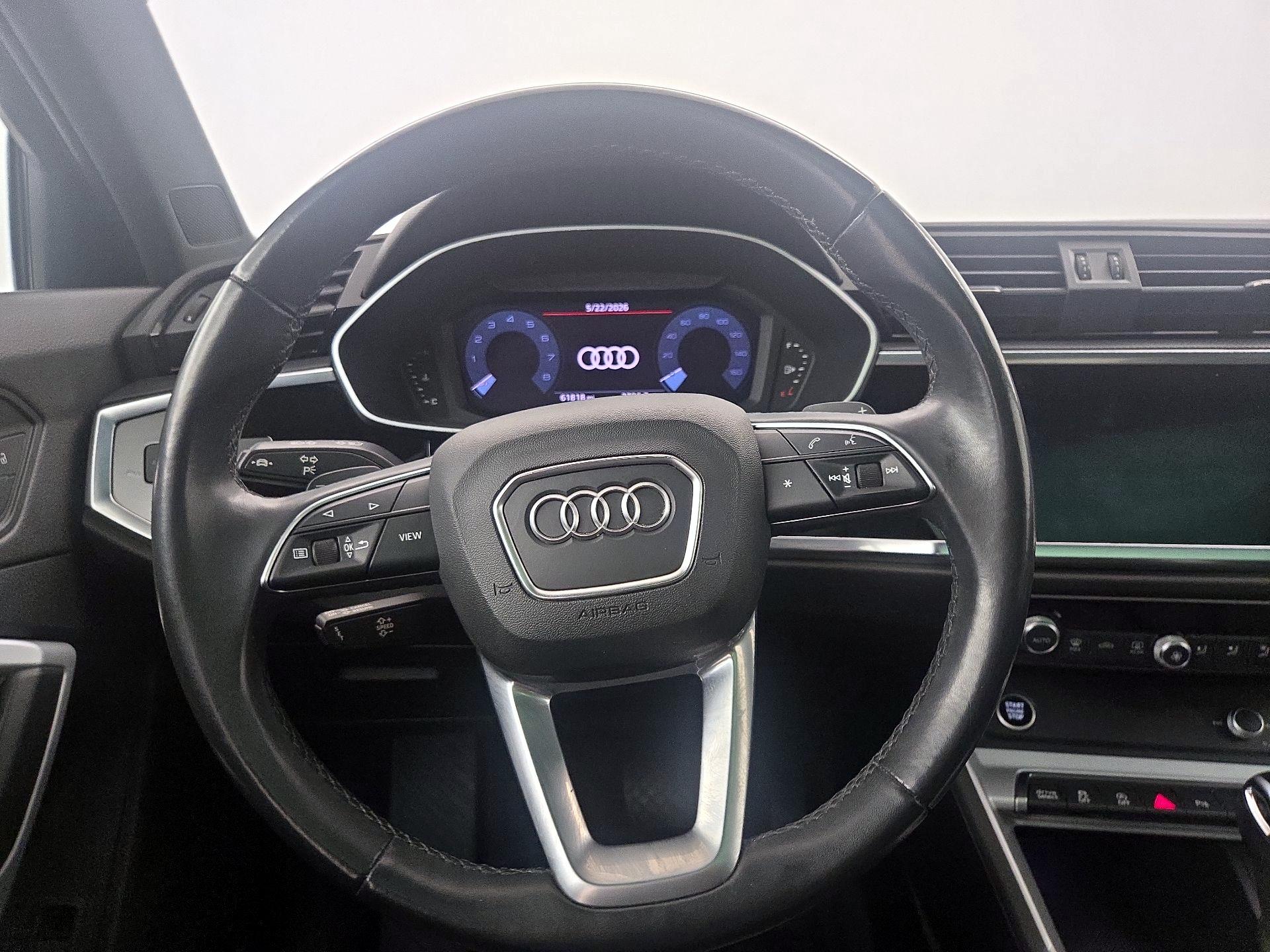 Thumbnail: 2021 Audi Q3 - 10