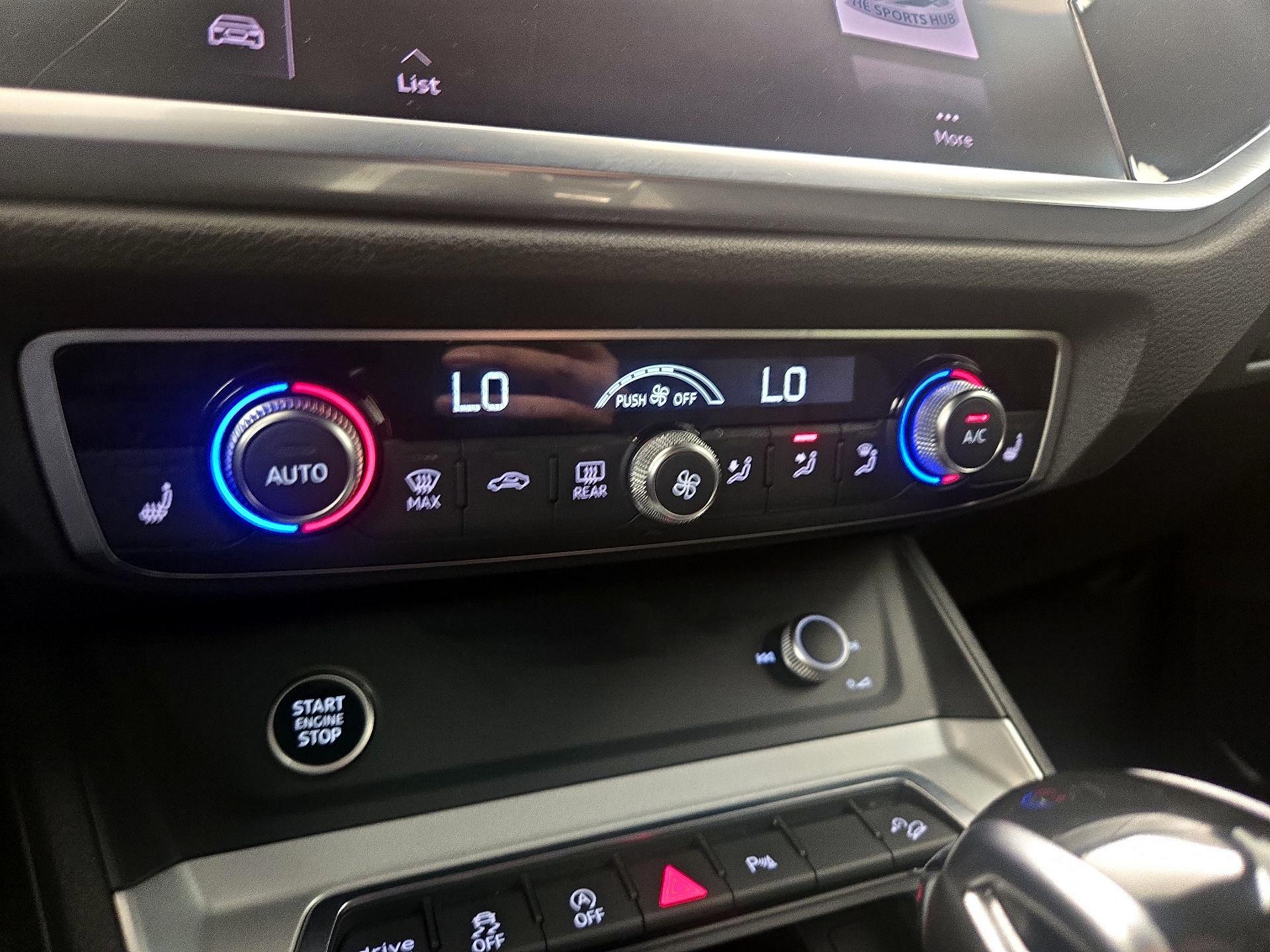 Thumbnail: 2021 Audi Q3 - 16