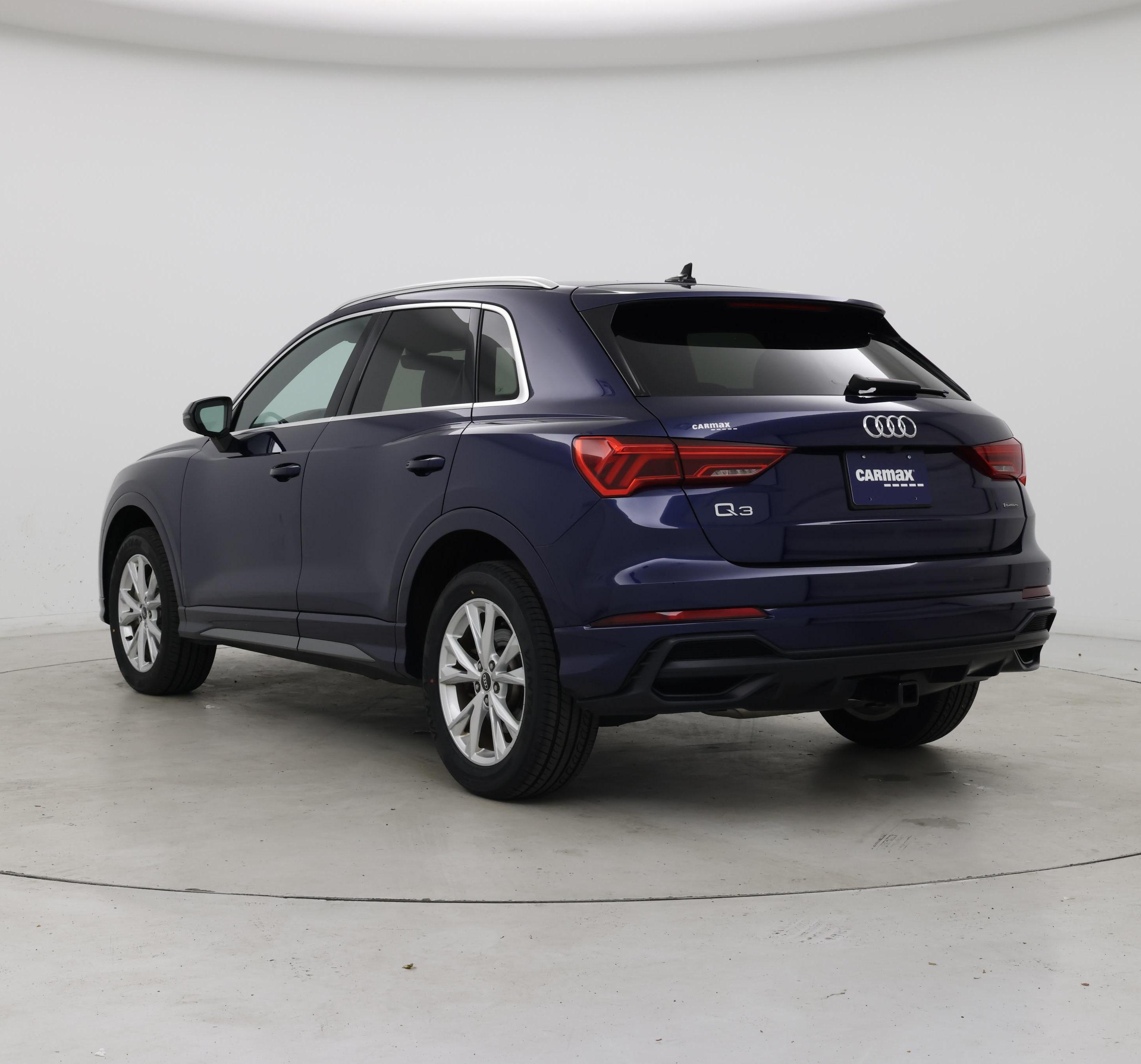 Thumbnail: 2021 Audi Q3 - 2