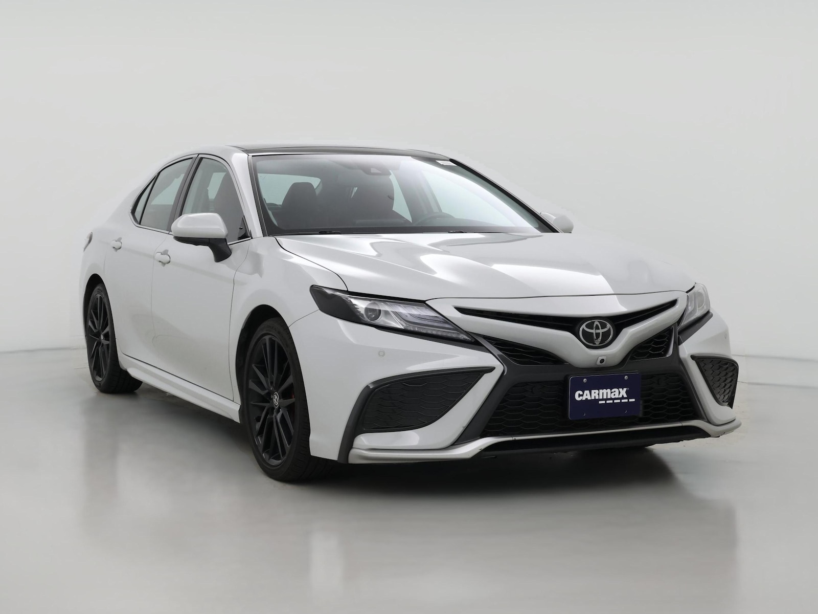 2023 Toyota Camry XSE - Photo 1