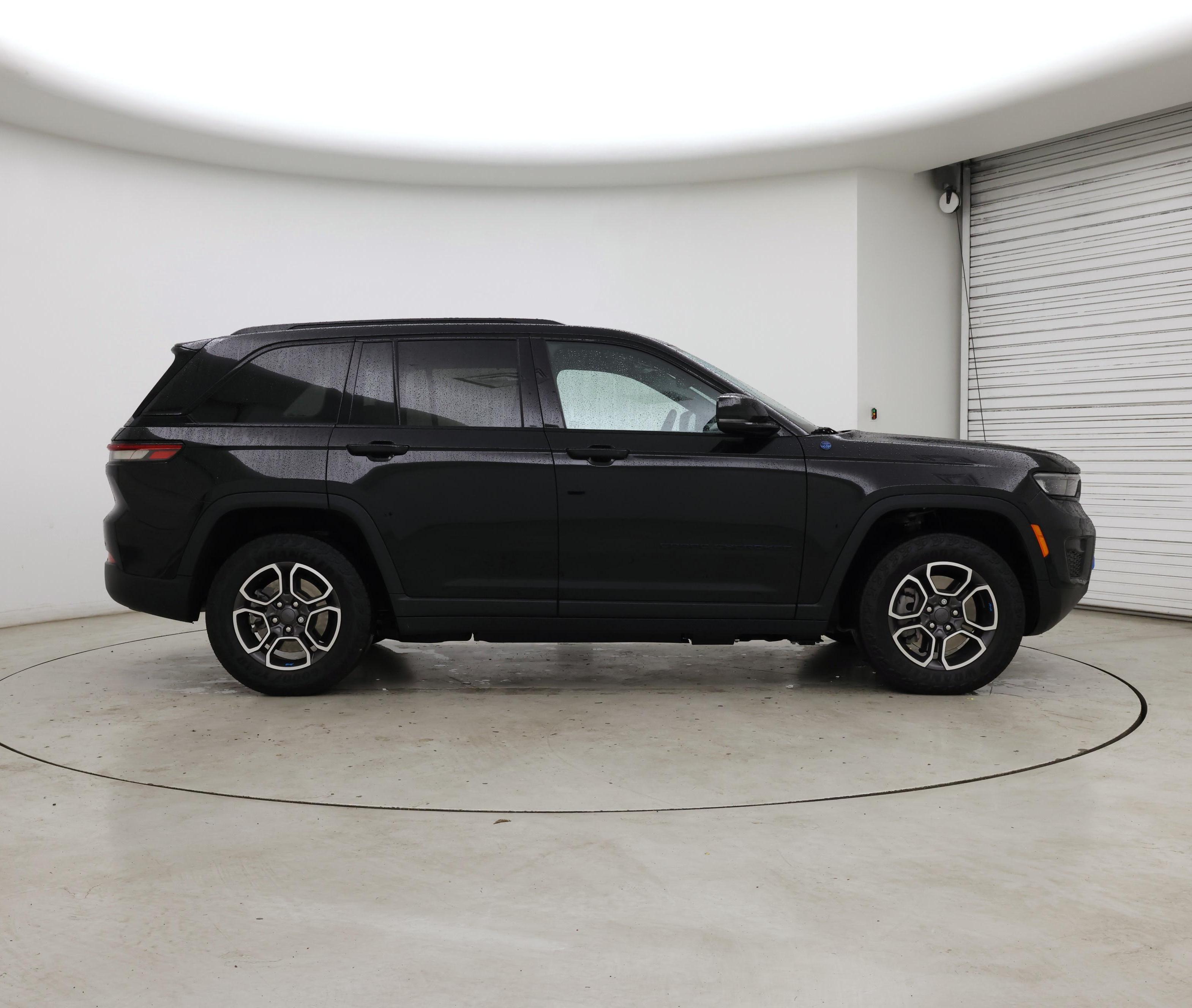 Thumbnail: 2023 Jeep Grand Cherokee - 7
