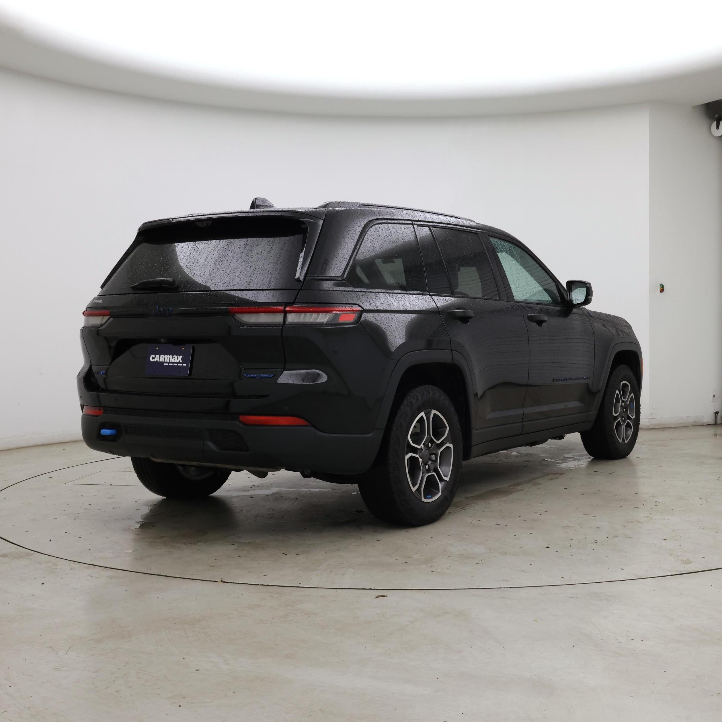 Thumbnail: 2023 Jeep Grand Cherokee - 8
