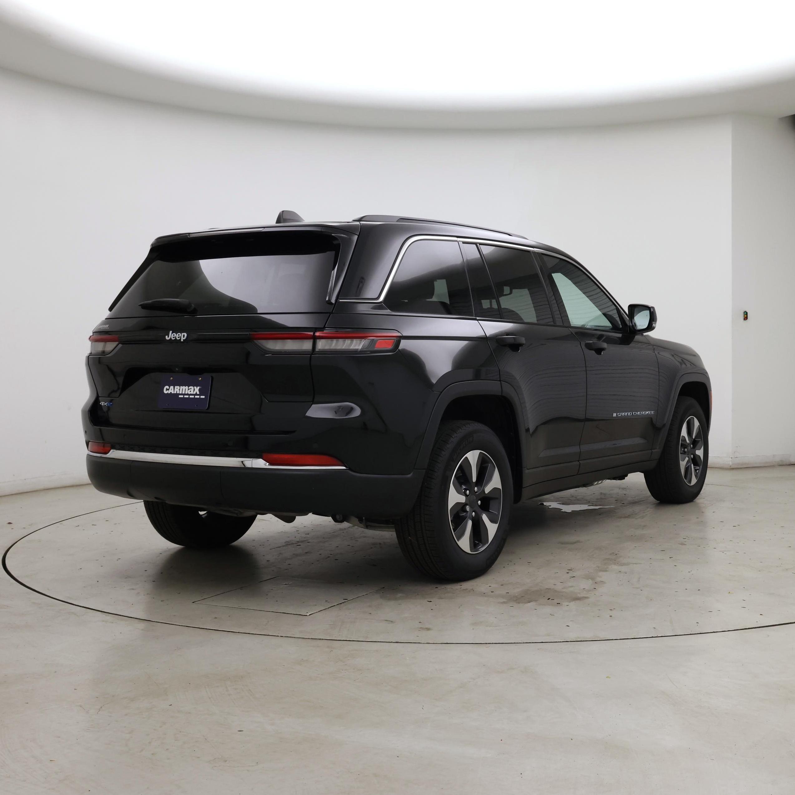 Thumbnail: 2024 Jeep Grand Cherokee - 8
