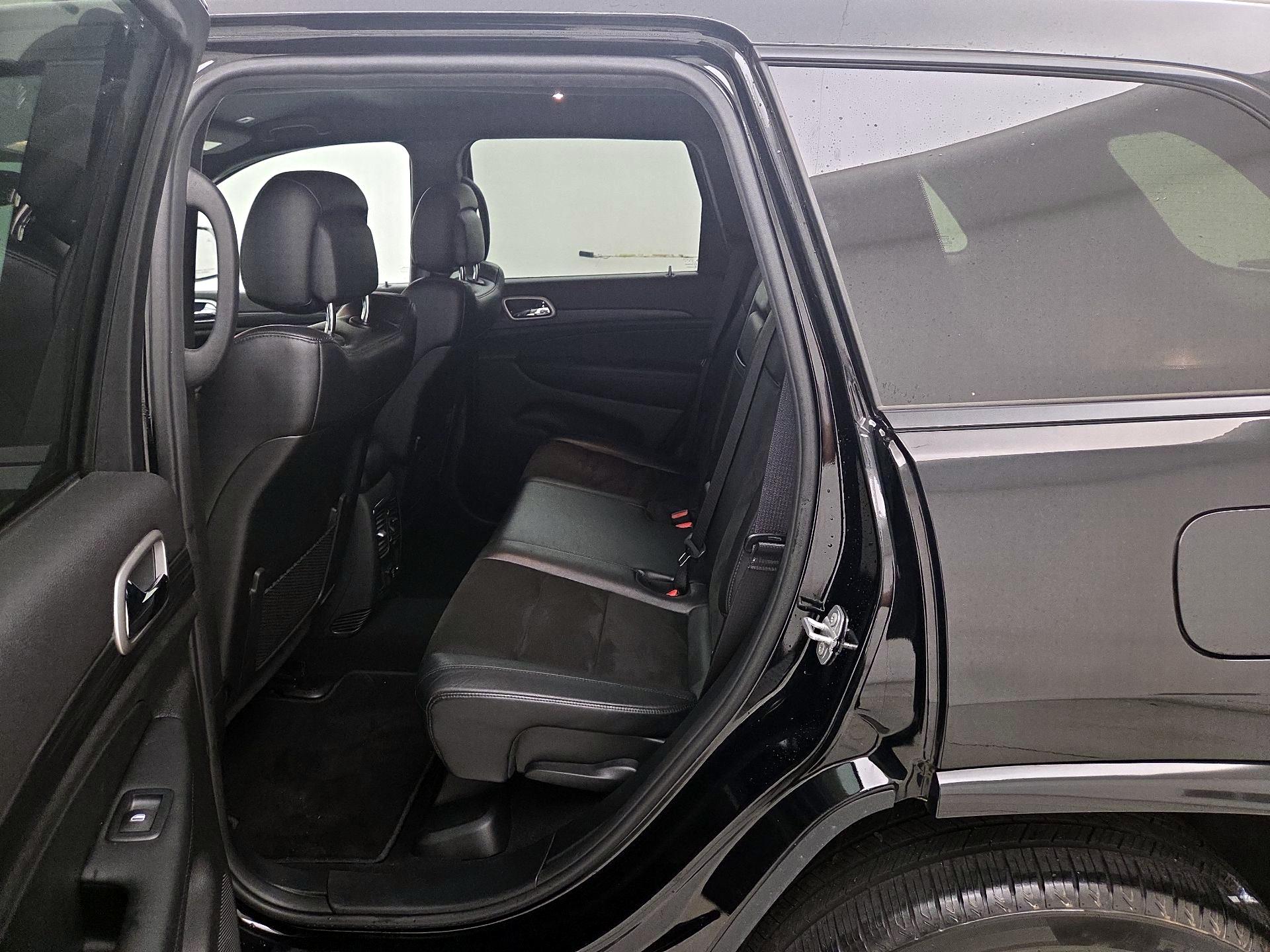 Thumbnail: 2019 Jeep Grand Cherokee - 20
