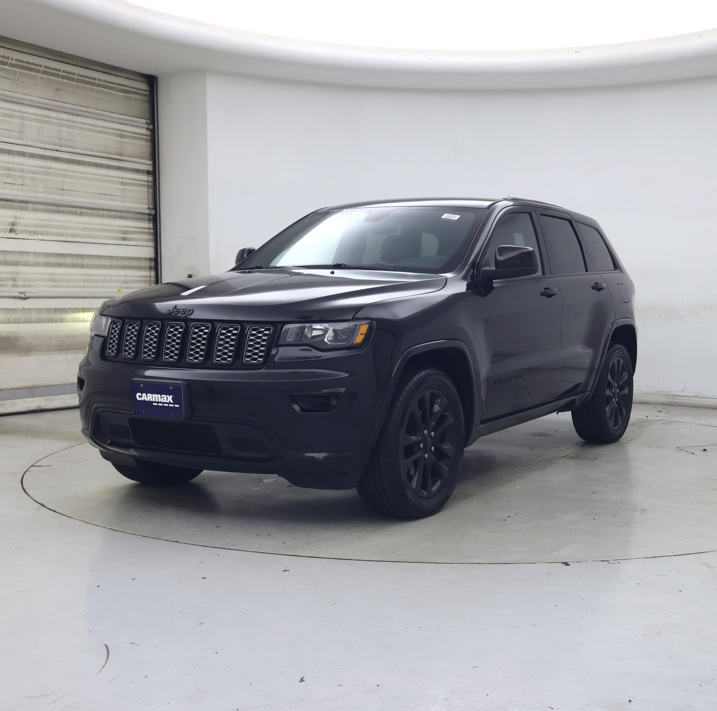 Thumbnail: 2019 Jeep Grand Cherokee - 4