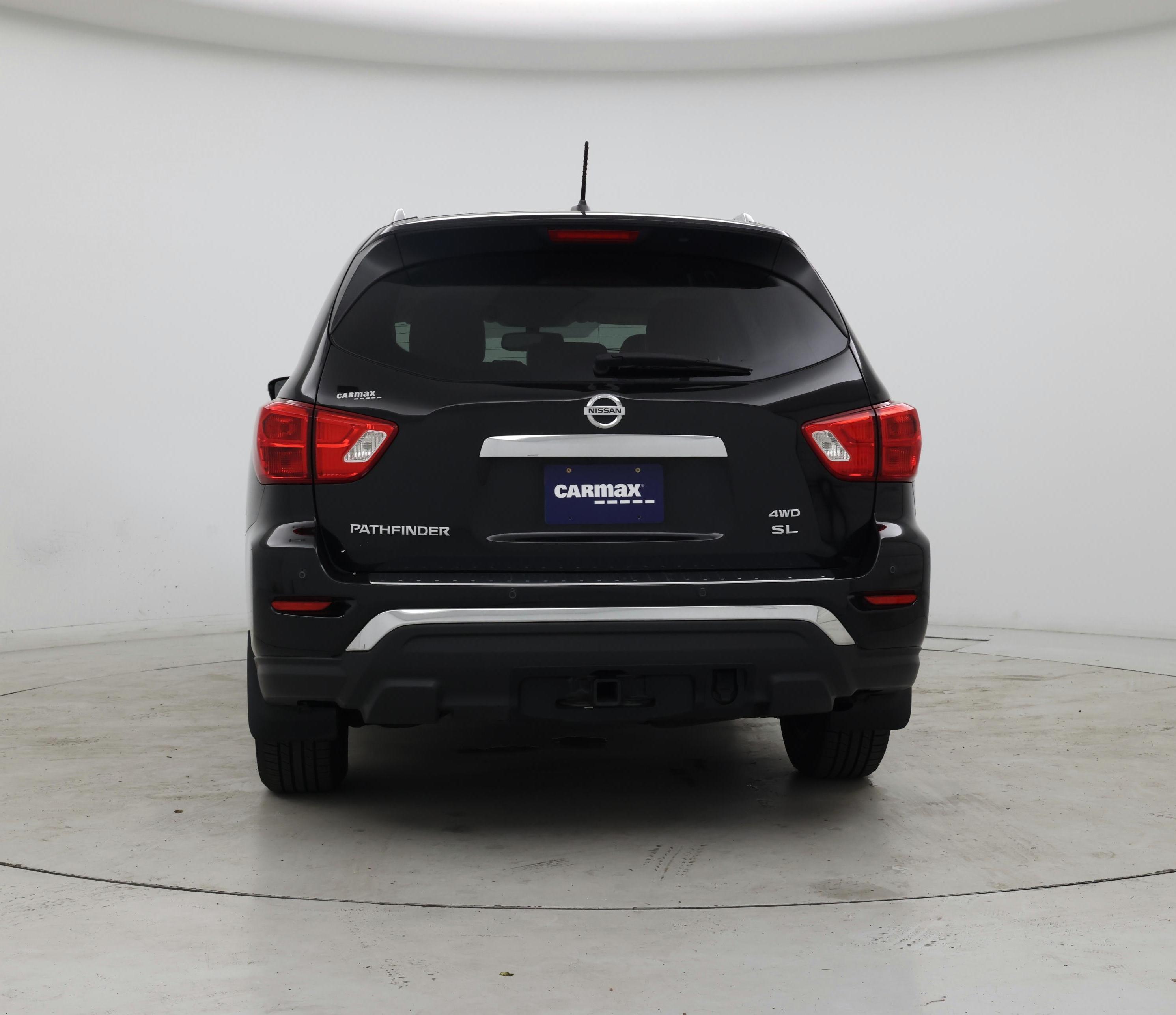 Thumbnail: 2017 Nissan Pathfinder - 6