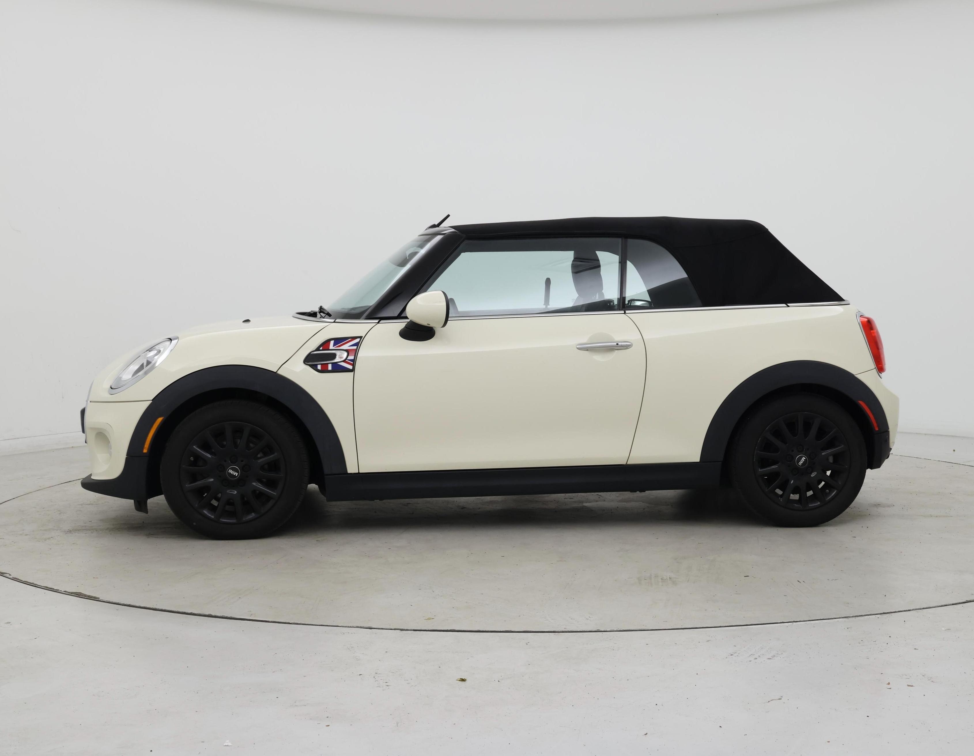 Thumbnail: 2017 MINI Cooper - 3