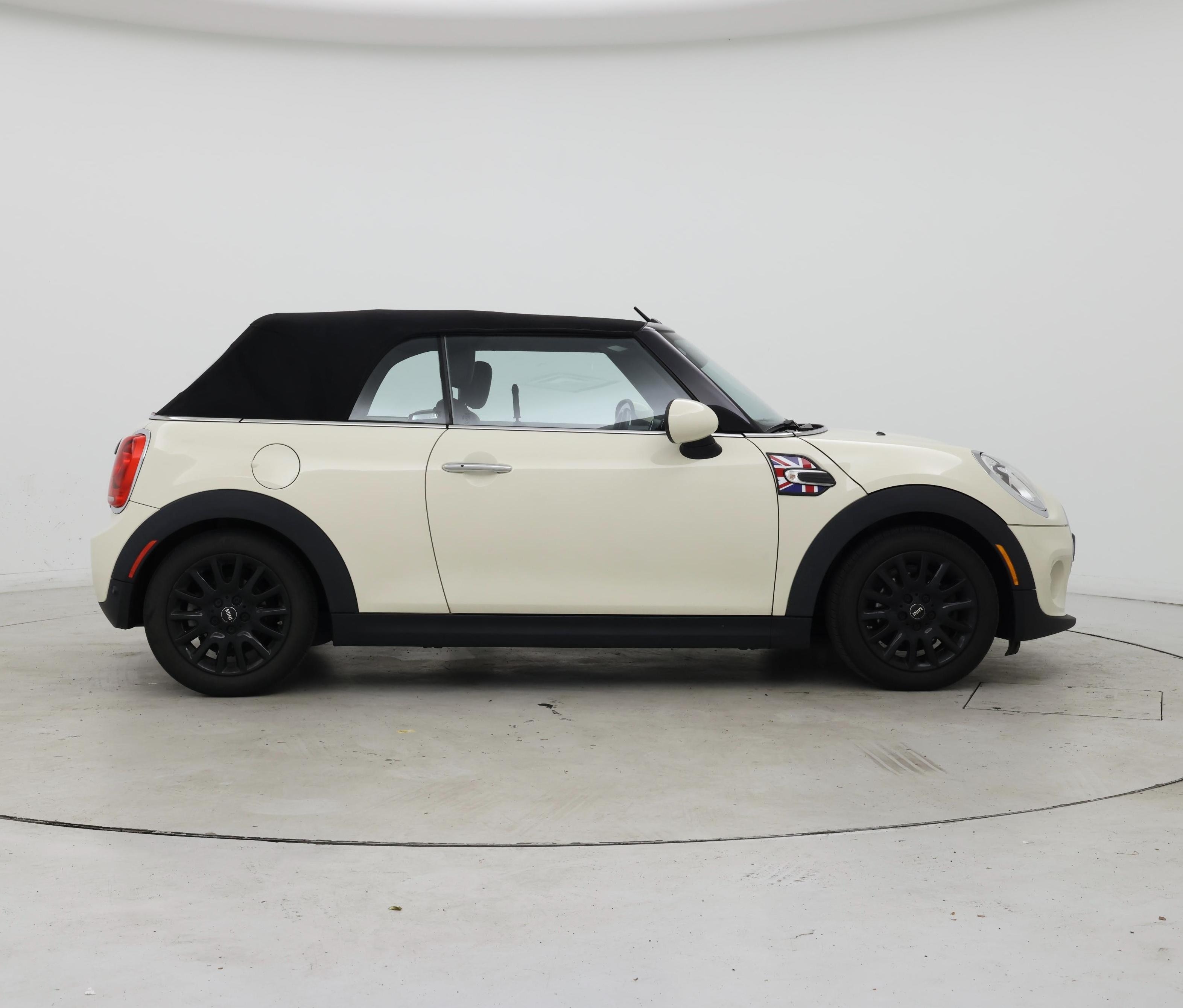 Thumbnail: 2017 MINI Cooper - 7