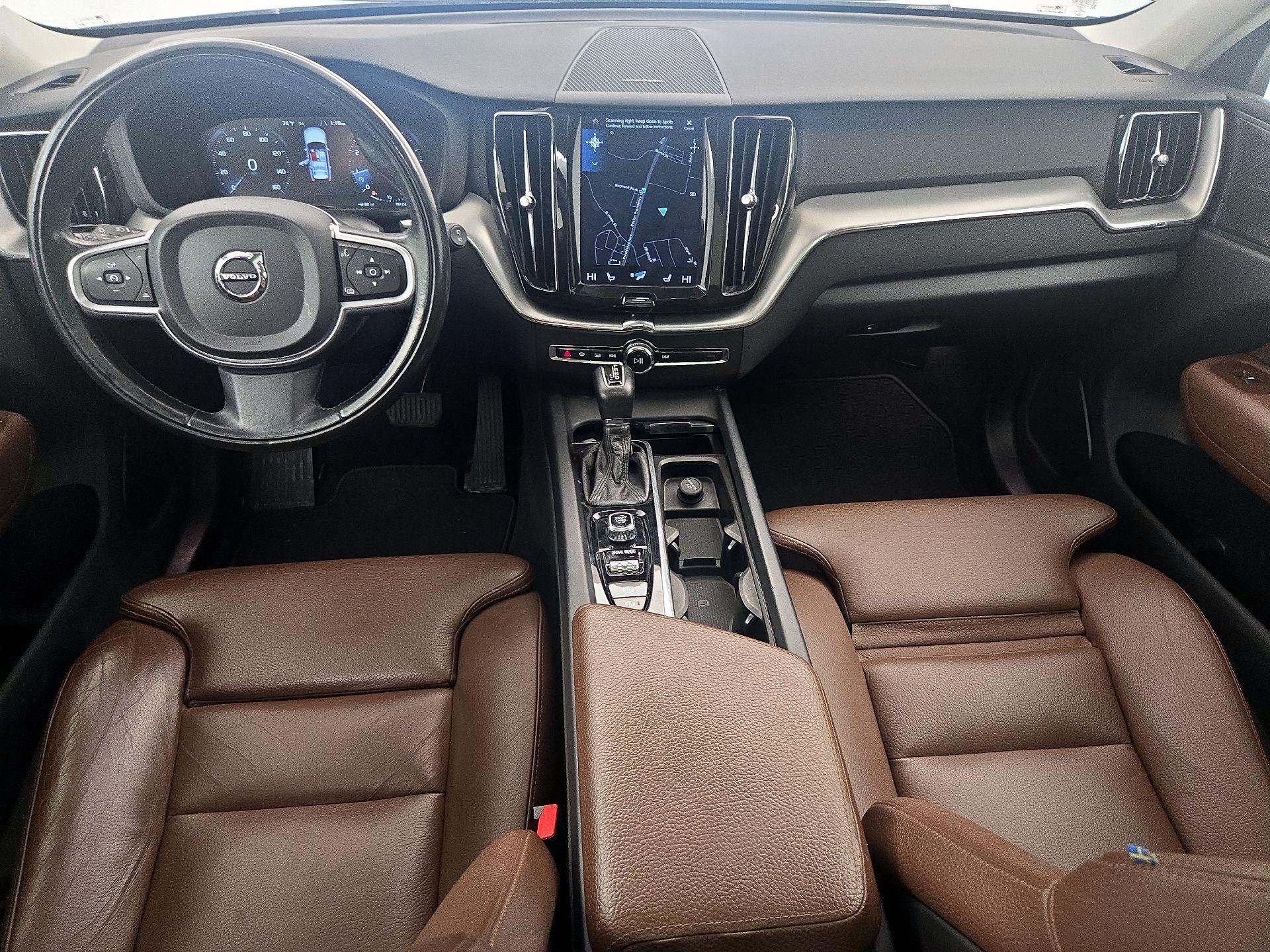 Thumbnail: 2019 Volvo XC60 - 9