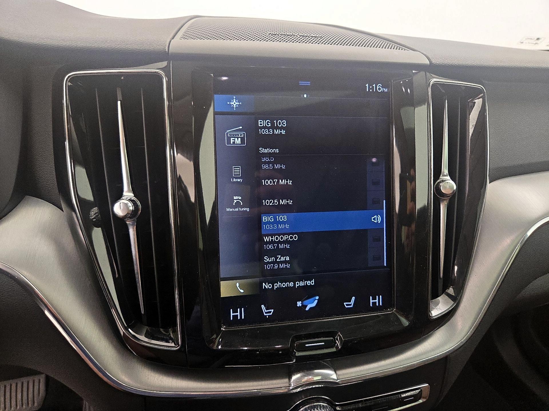 Thumbnail: 2019 Volvo XC60 - 16