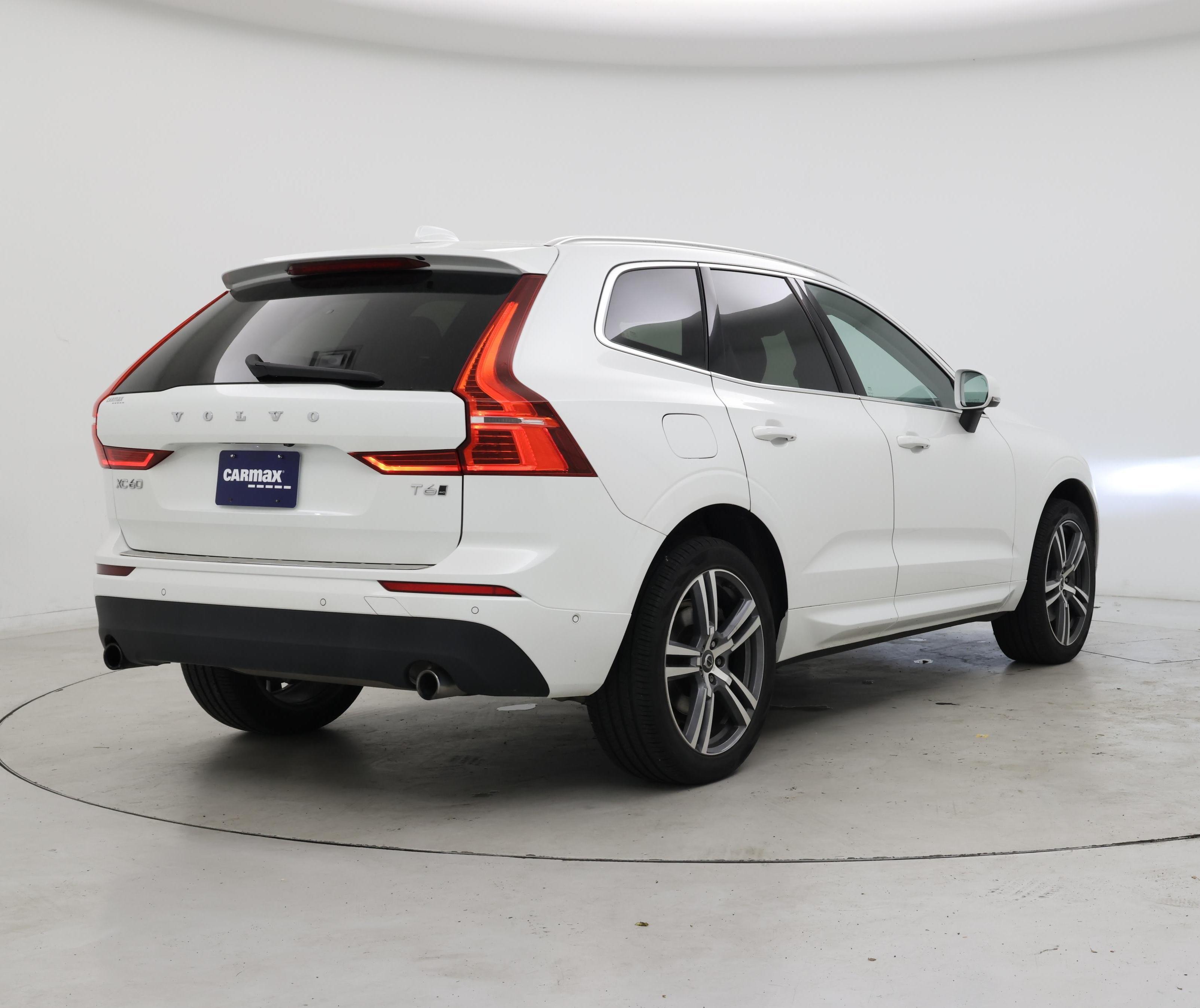 Thumbnail: 2019 Volvo XC60 - 8