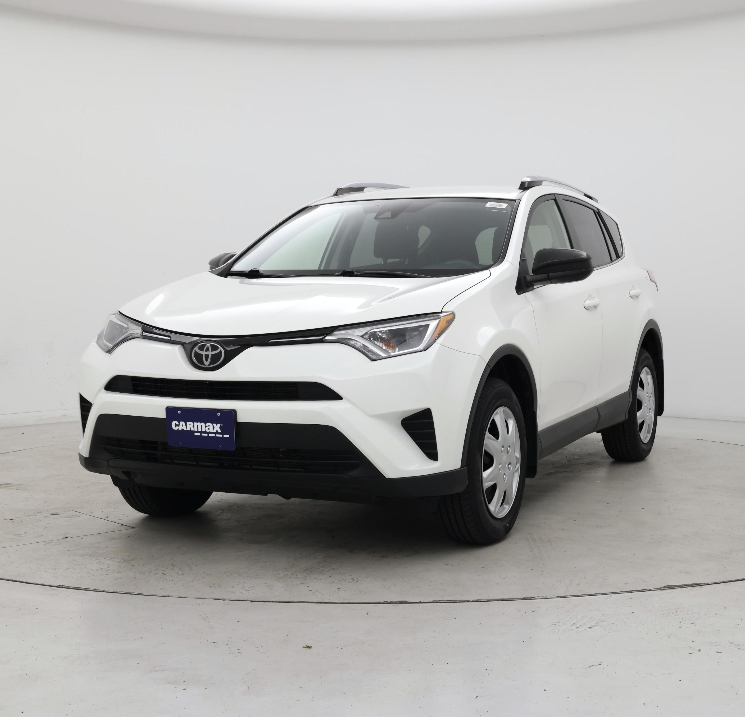 Thumbnail: 2017 Toyota RAV4 - 4