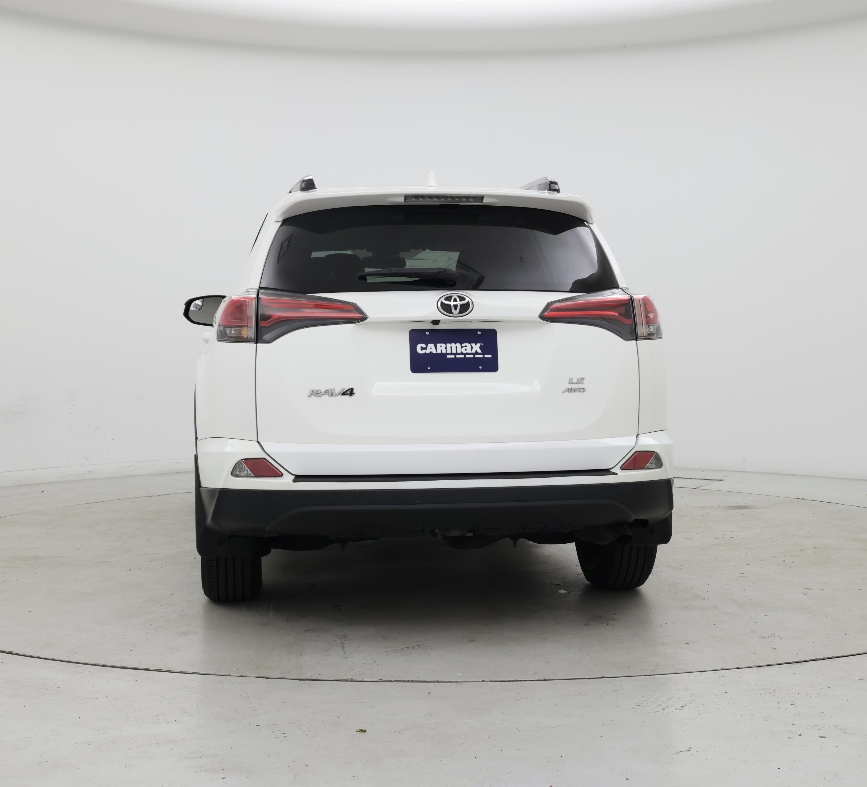 Thumbnail: 2017 Toyota RAV4 - 6