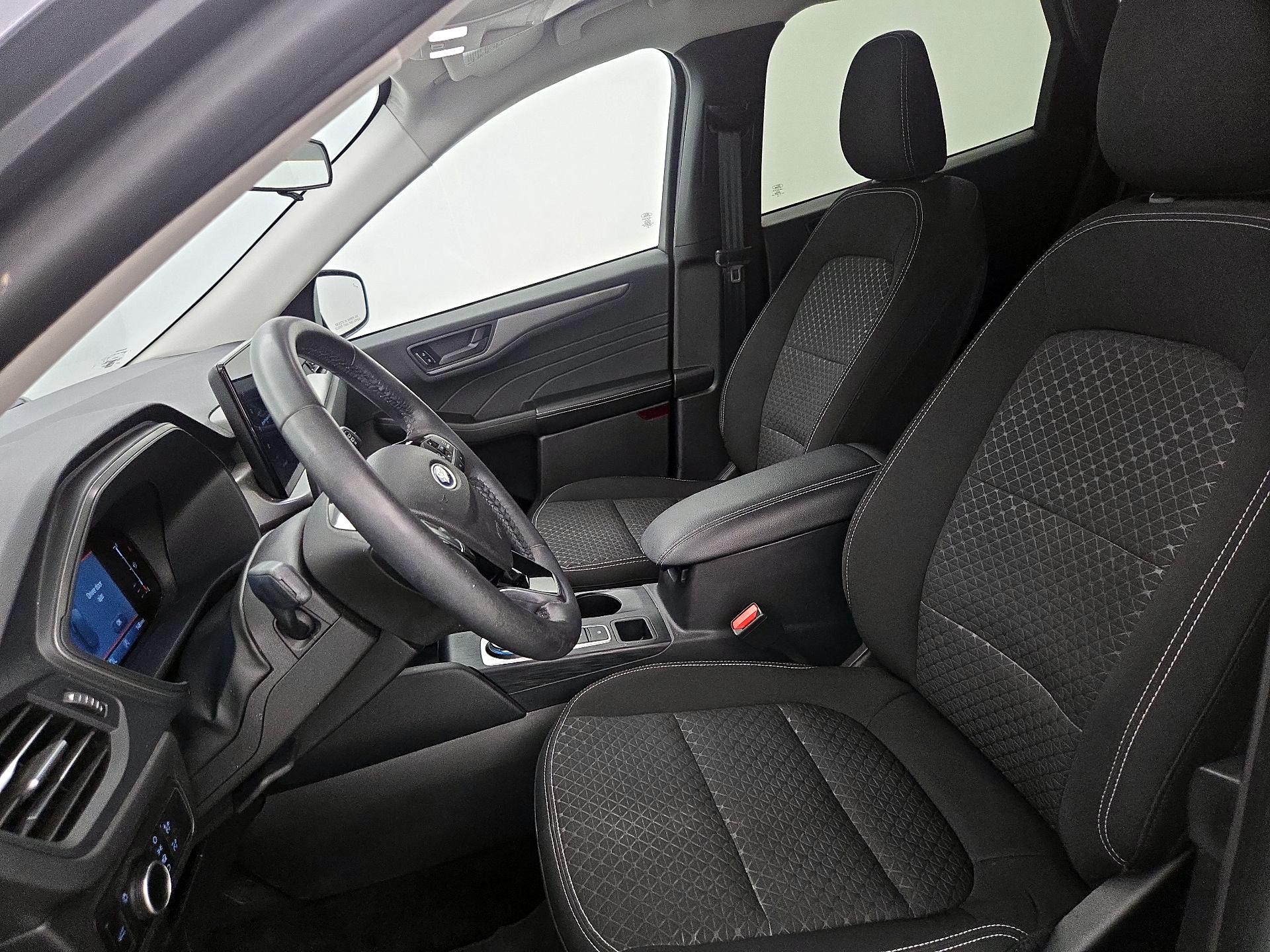 Thumbnail: 2023 Ford Escape - 11