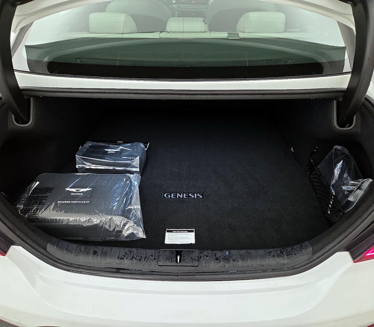 Trunk/Cargo (Seats Up)