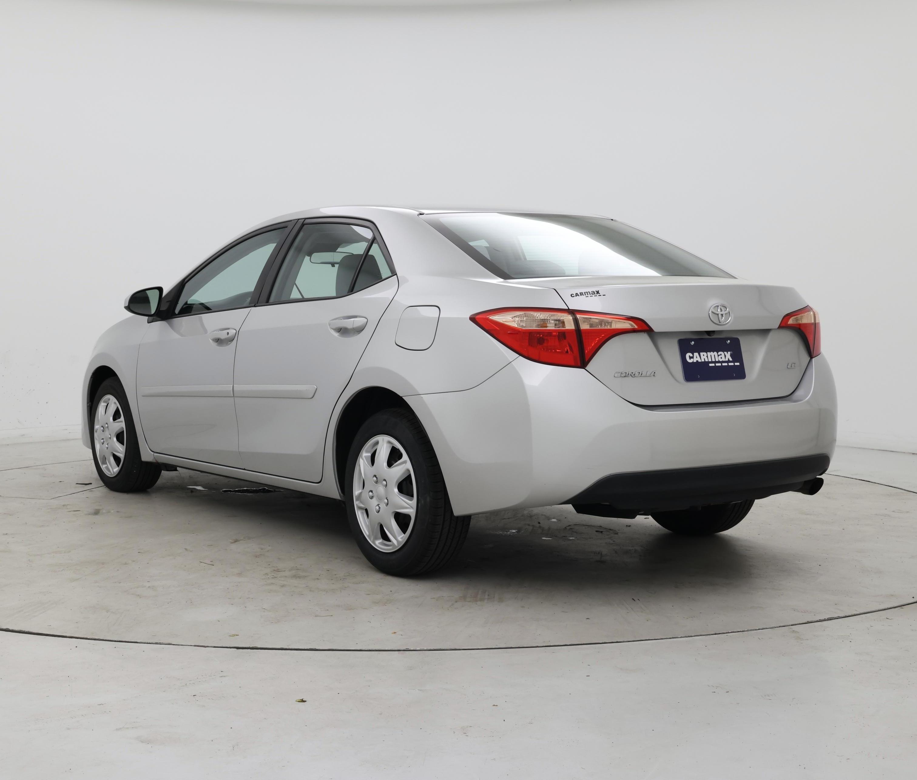 Thumbnail: 2017 Toyota Corolla - 2