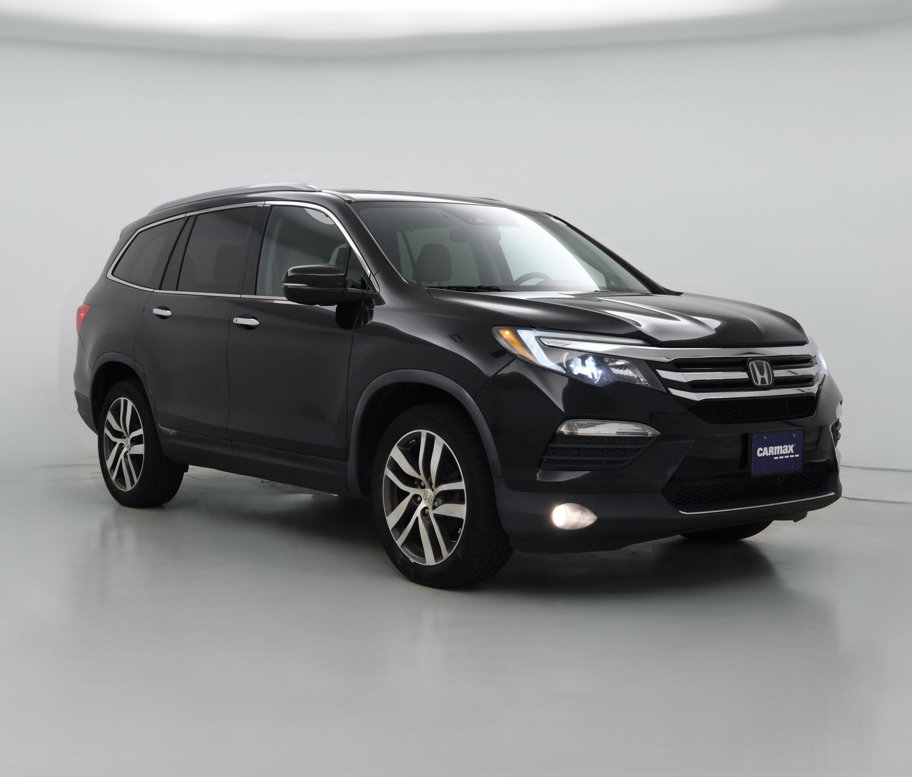 Thumbnail: 2017 Honda Pilot - 1