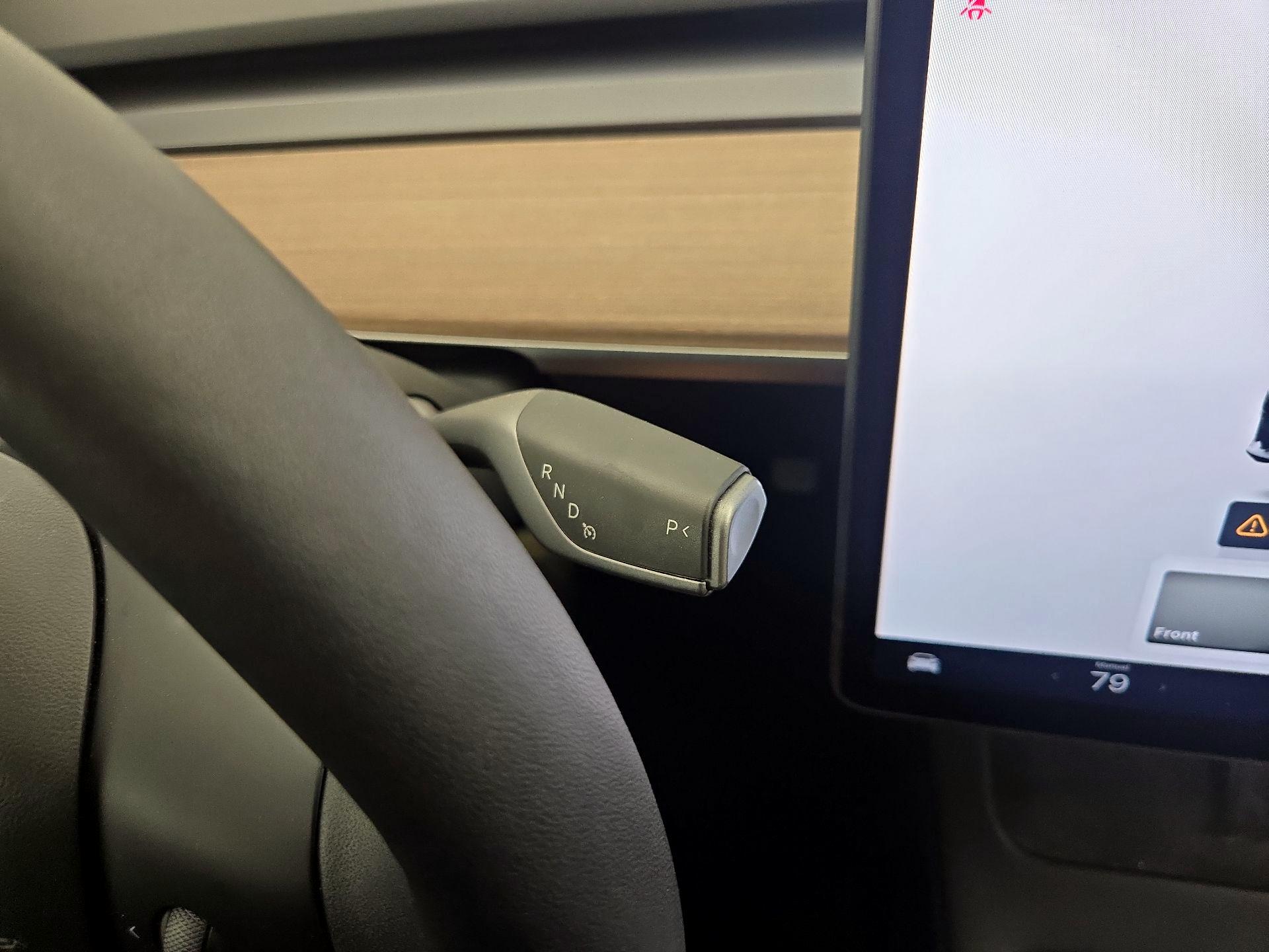 Thumbnail: 2023 Tesla Model 3 - 17