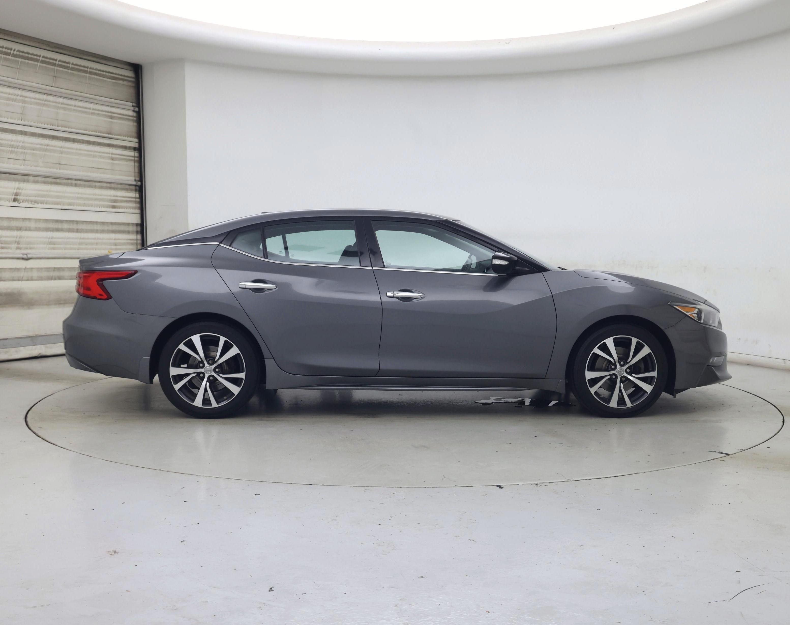 Thumbnail: 2017 Nissan Maxima - 7