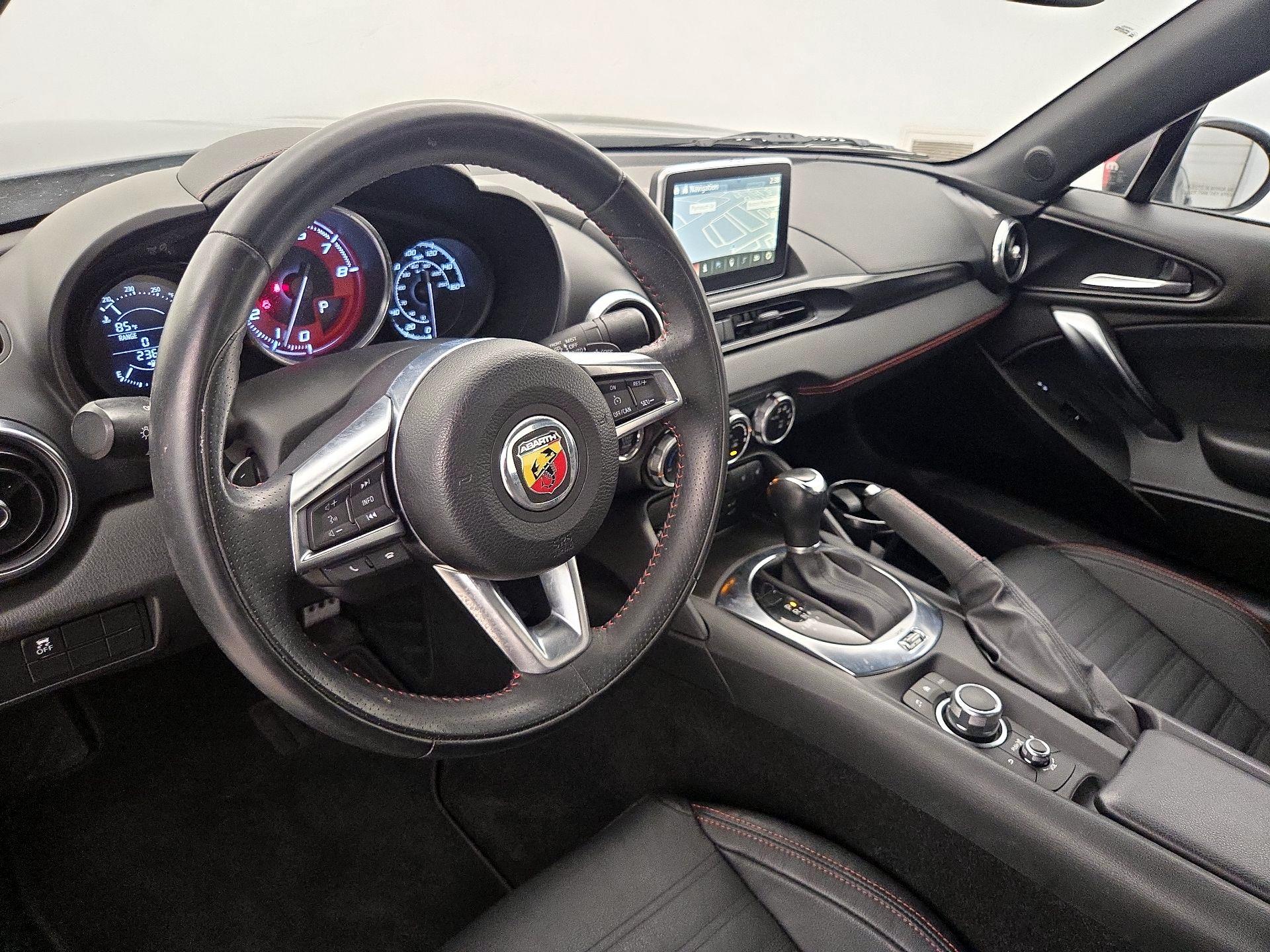 Thumbnail: 2019 Fiat 124 Spider - 9