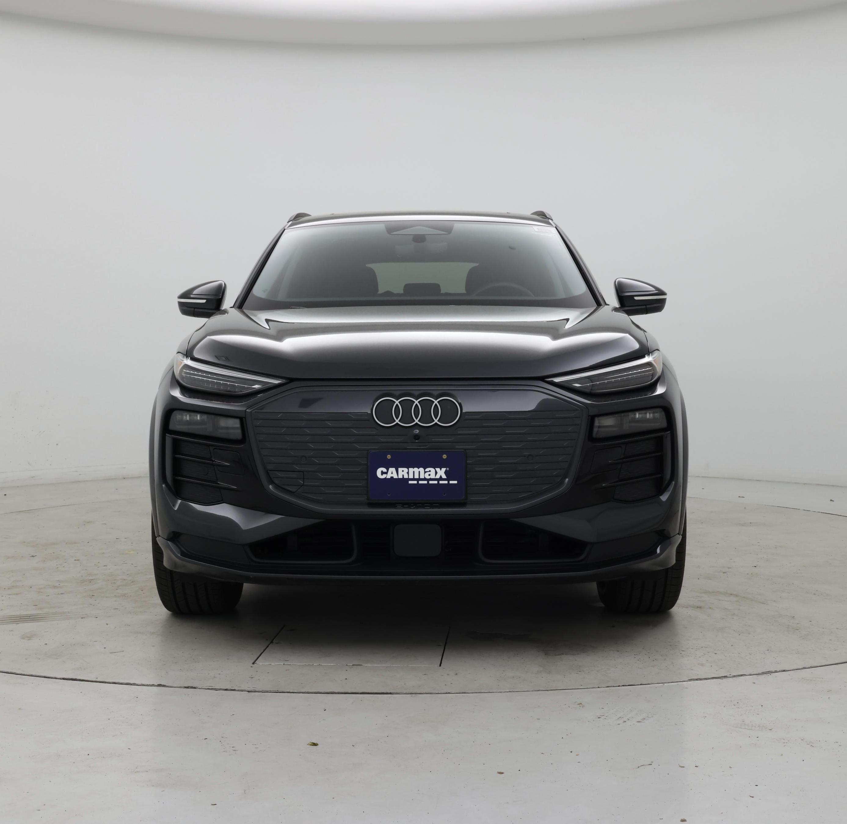 Thumbnail: 2025 Audi Q6 e-tron - 5