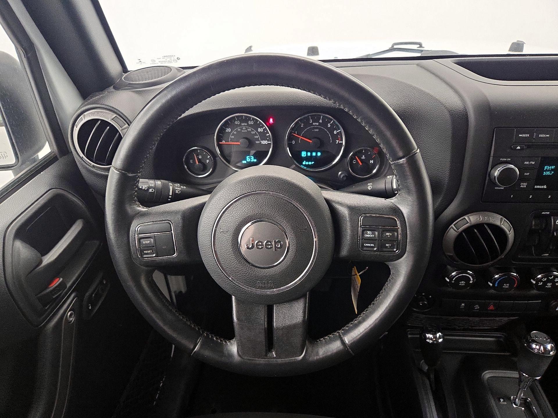 Thumbnail: 2016 Jeep Wrangler - 10