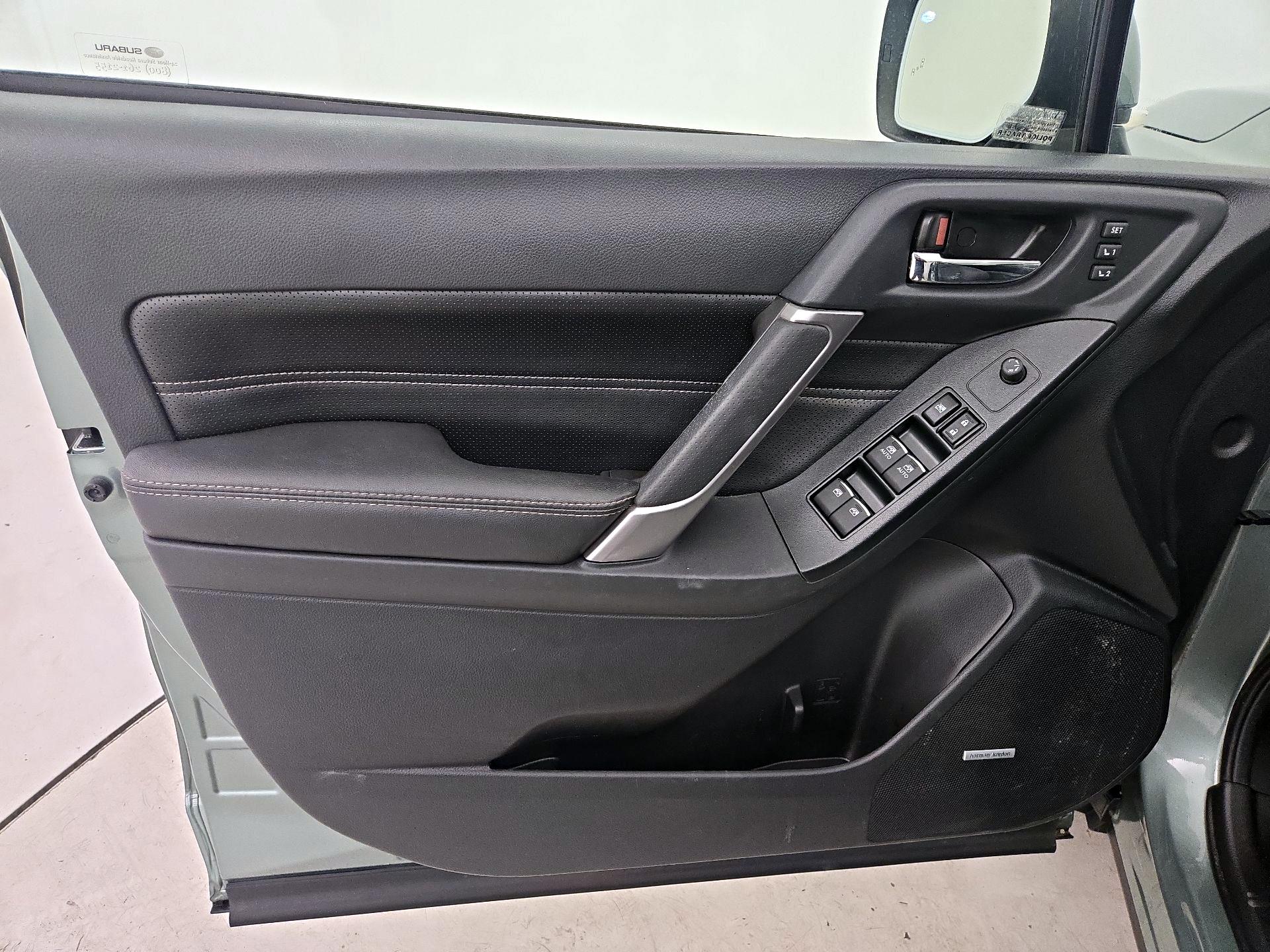 Thumbnail: 2017 Subaru Forester - 12