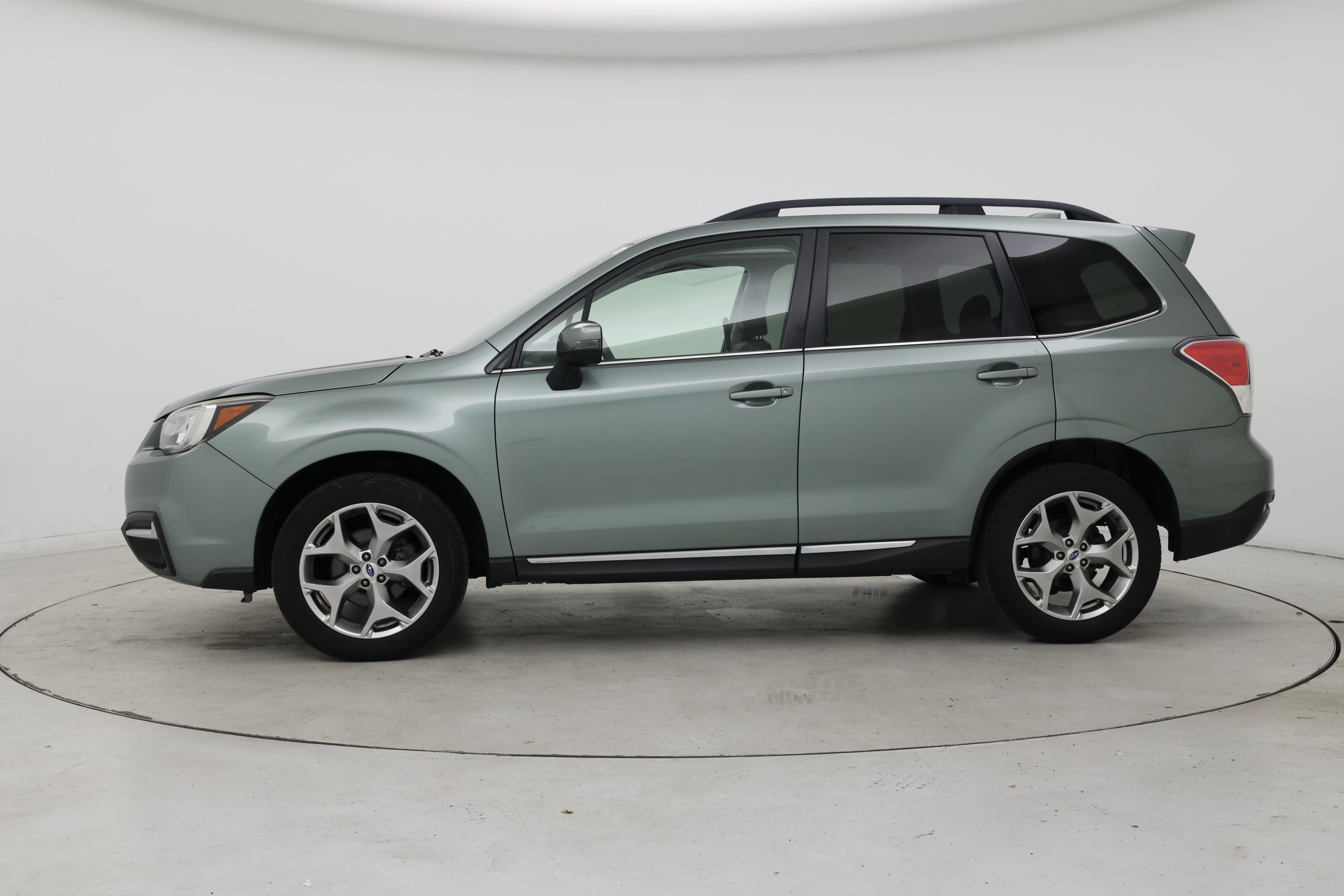Thumbnail: 2017 Subaru Forester - 3