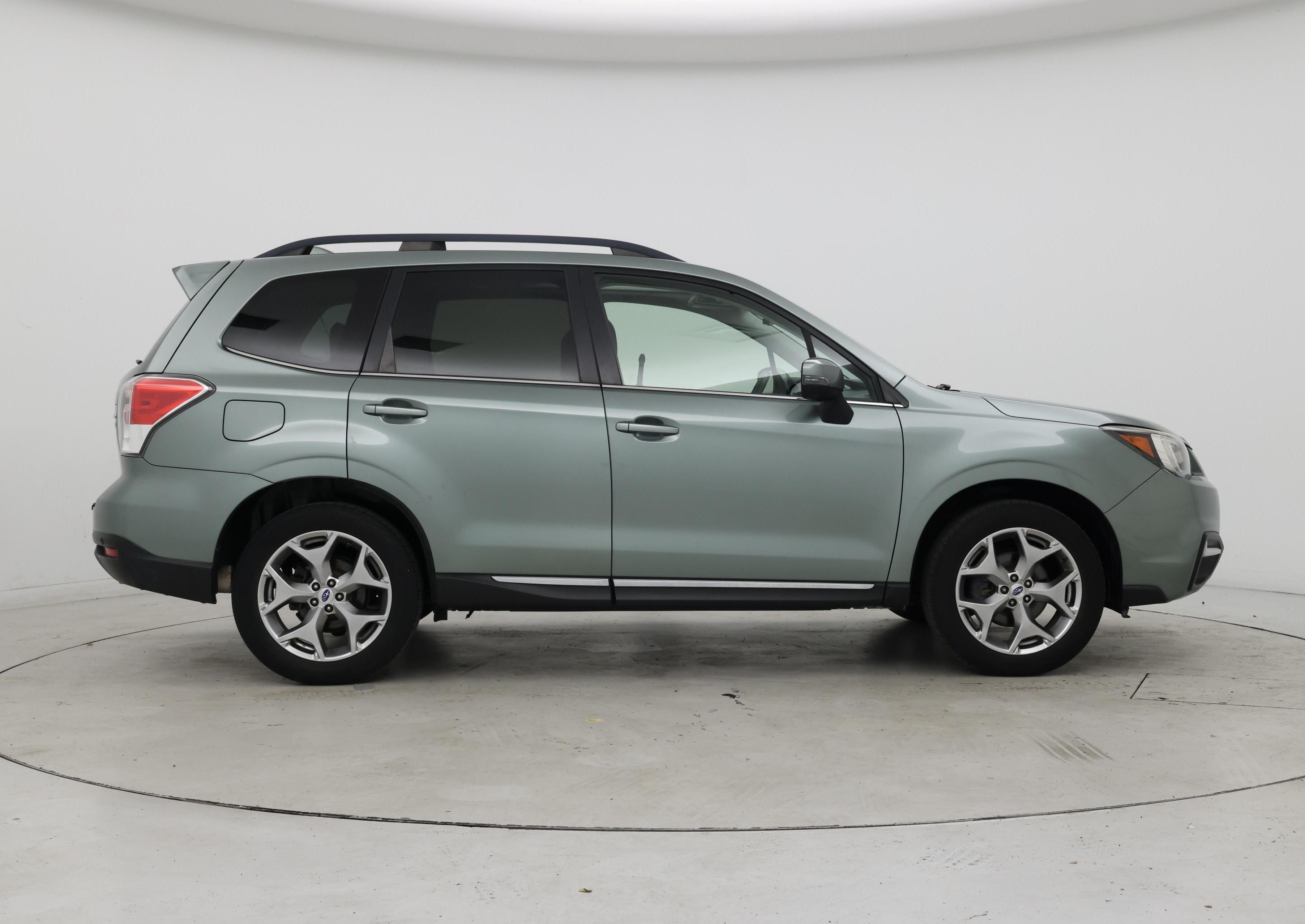 Thumbnail: 2017 Subaru Forester - 7