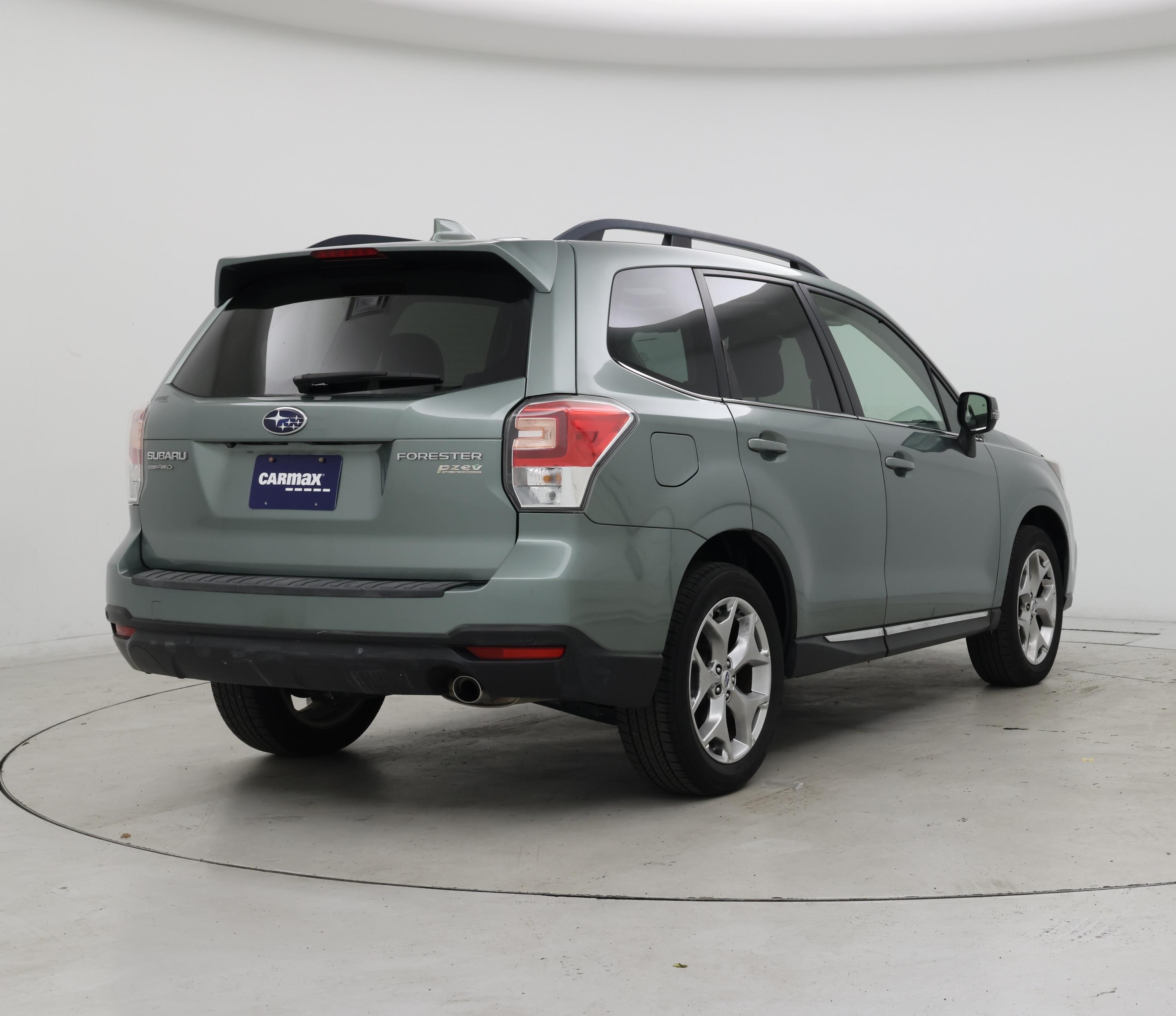 Thumbnail: 2017 Subaru Forester - 8