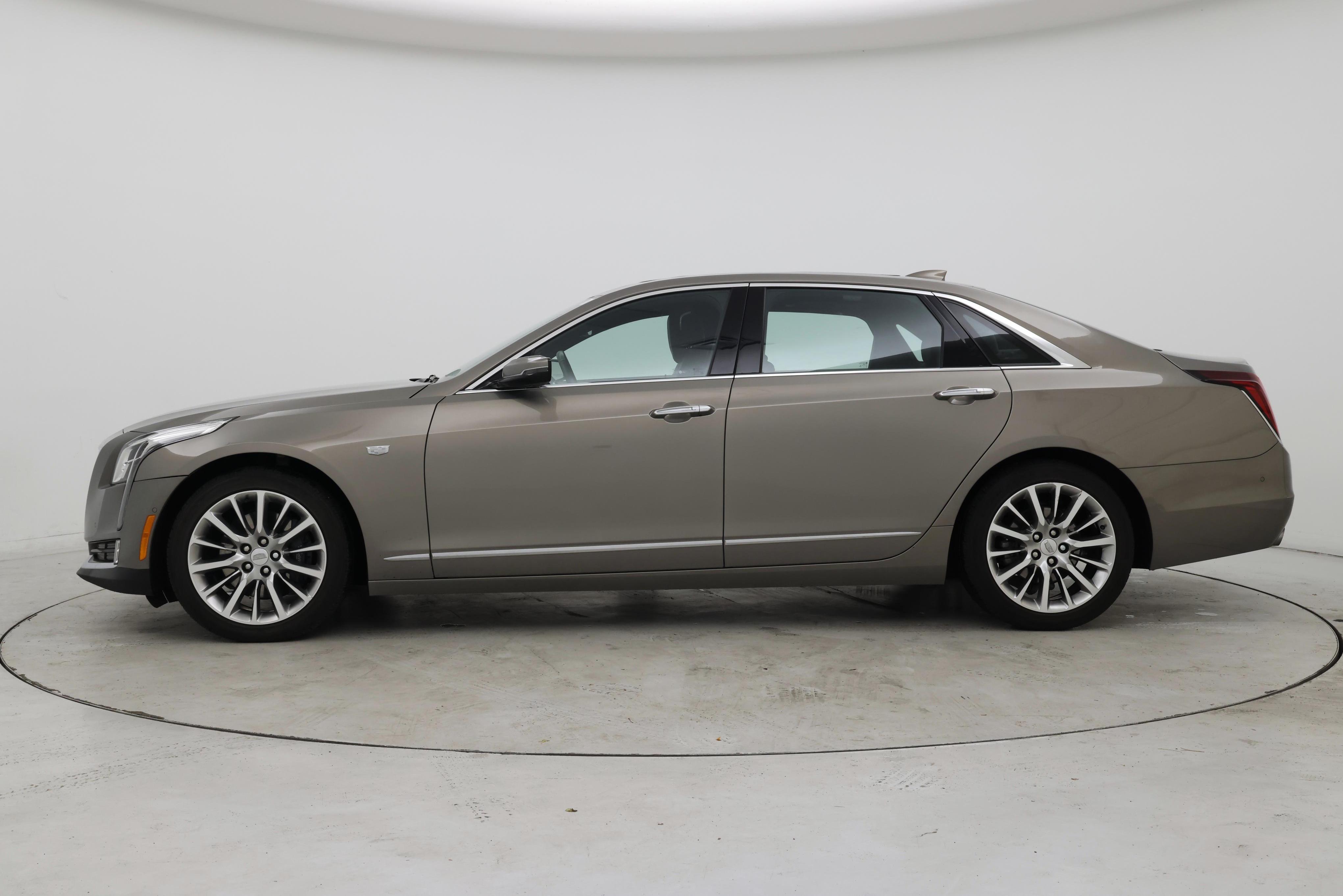 Thumbnail: 2018 Cadillac CT6 - 3