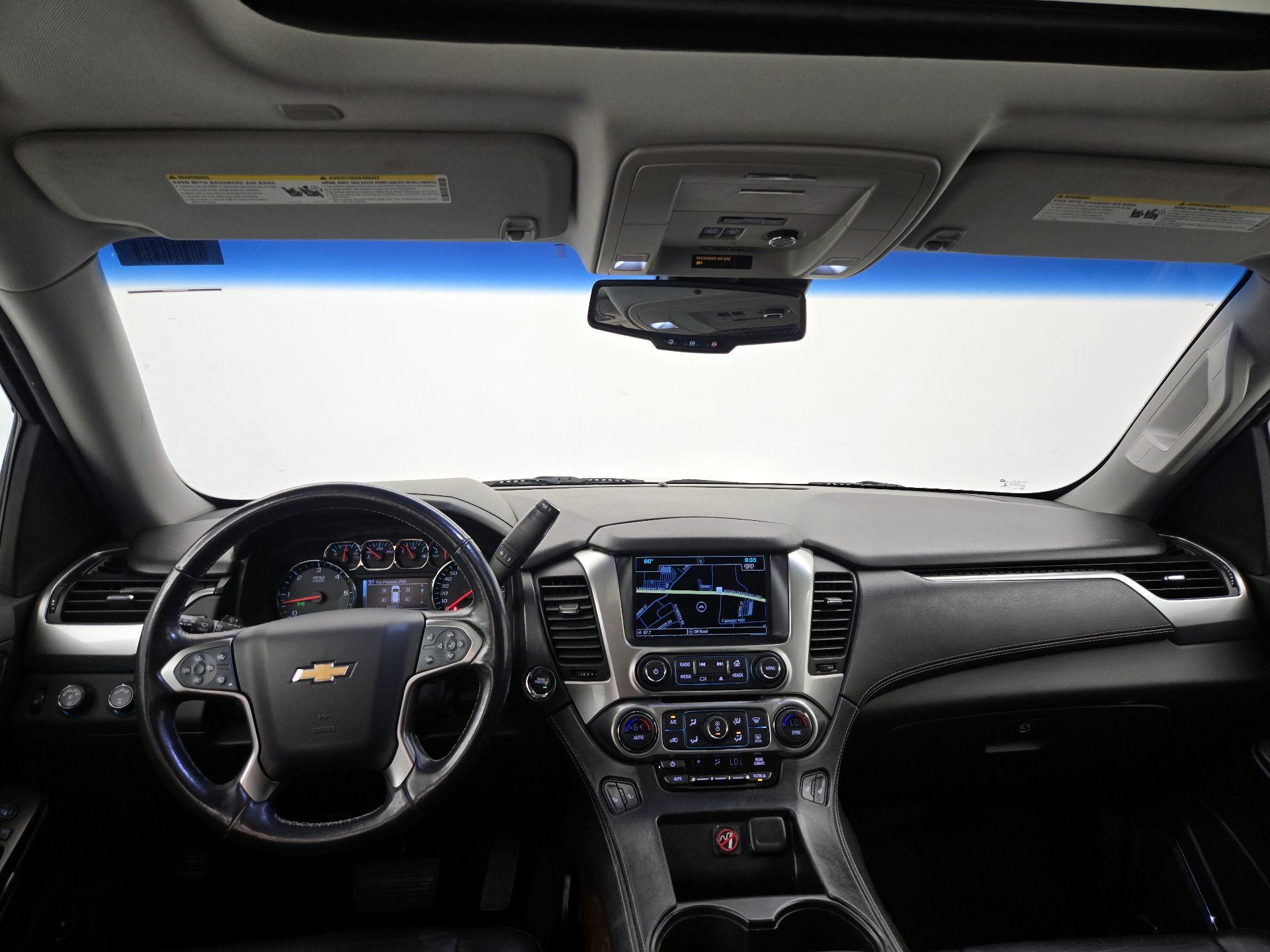 Thumbnail: 2019 Chevrolet Suburban - 9