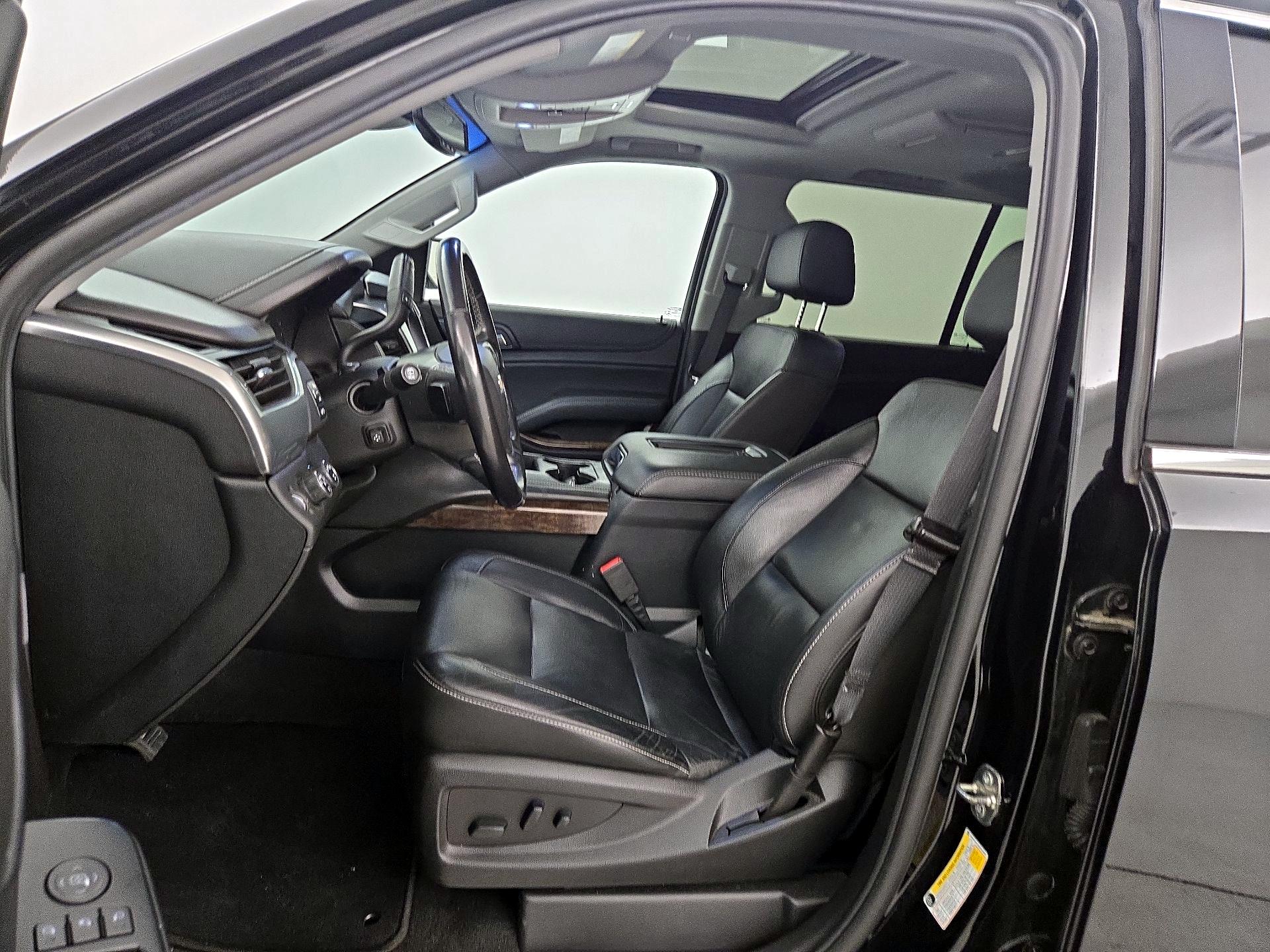 Thumbnail: 2019 Chevrolet Suburban - 11