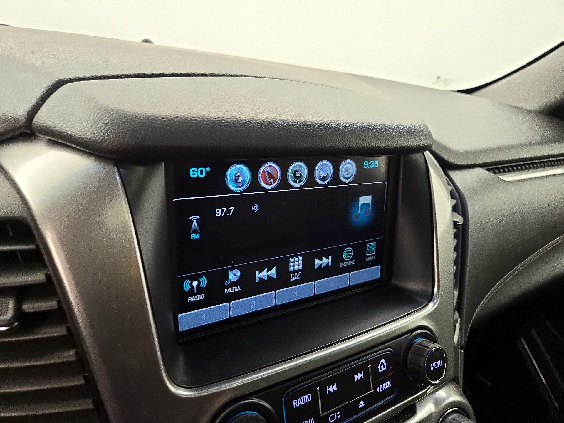 Thumbnail: 2019 Chevrolet Suburban - 16