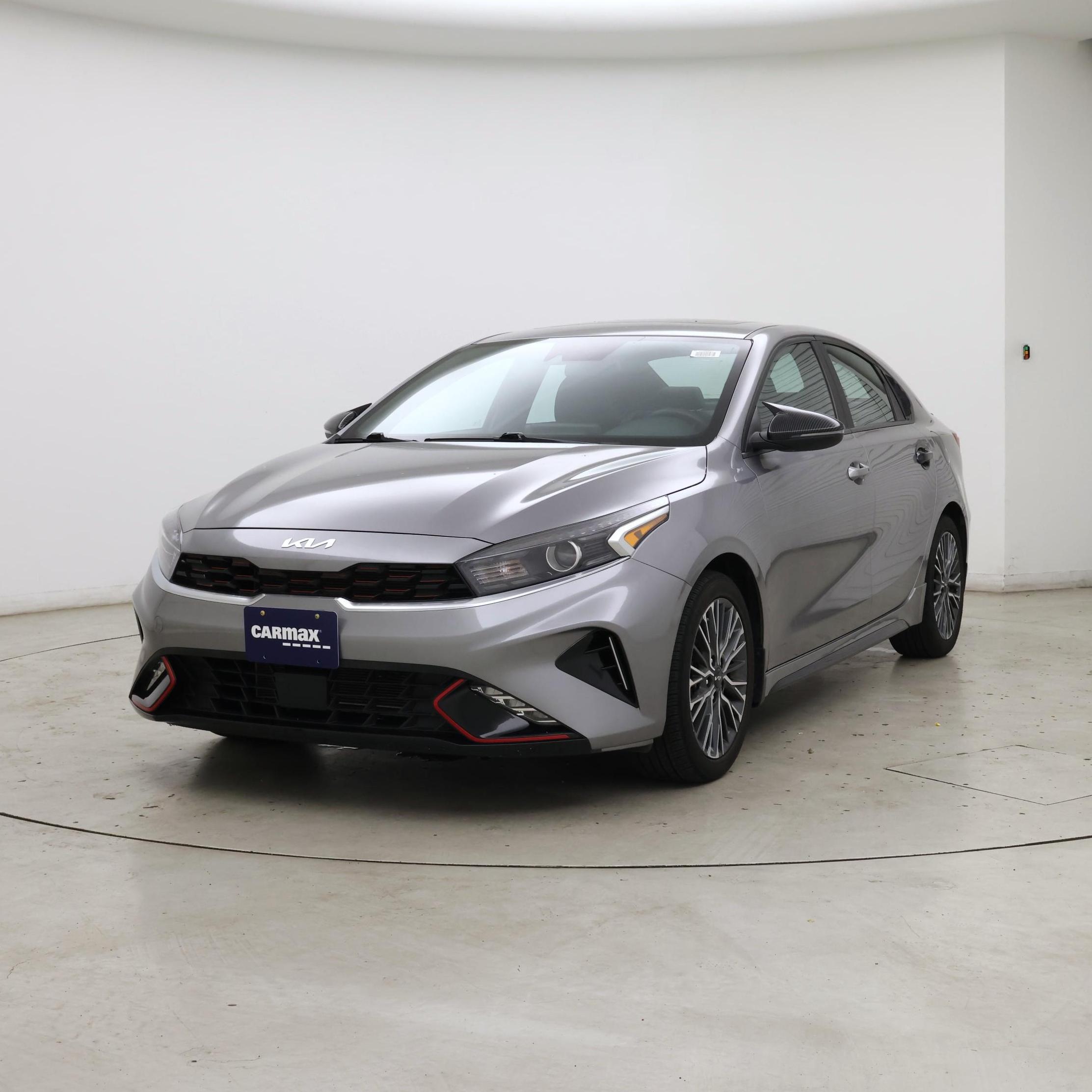 Thumbnail: 2024 Kia Forte - 4