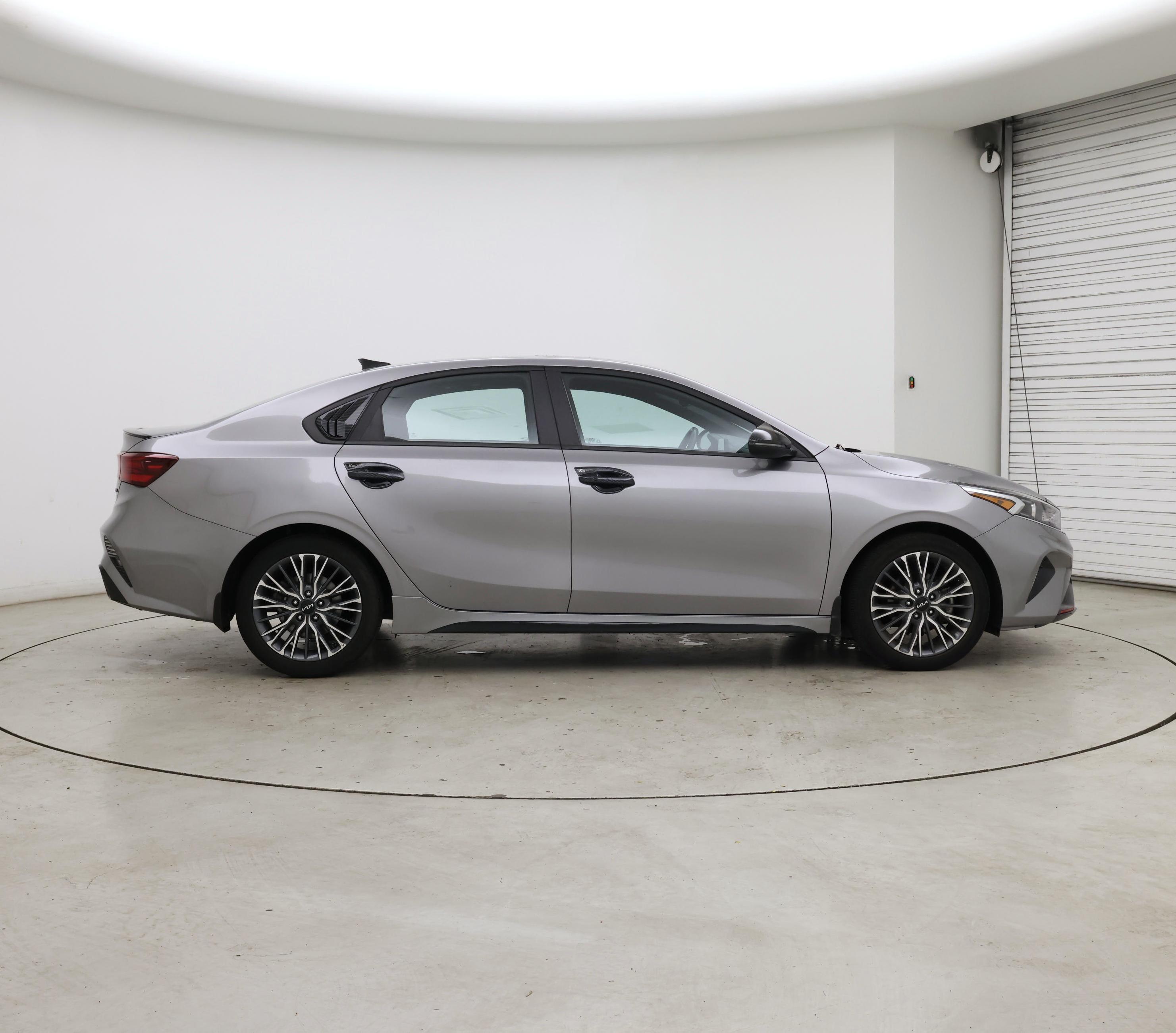 Thumbnail: 2024 Kia Forte - 7