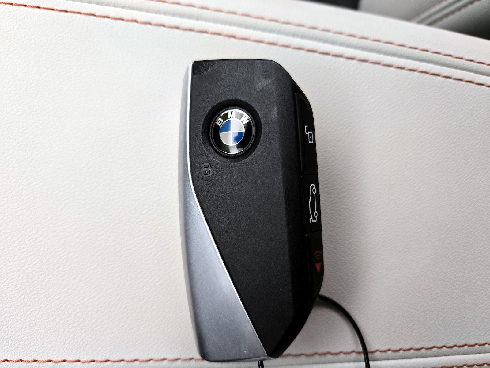 2025 BMW X2 28i - Photo 22