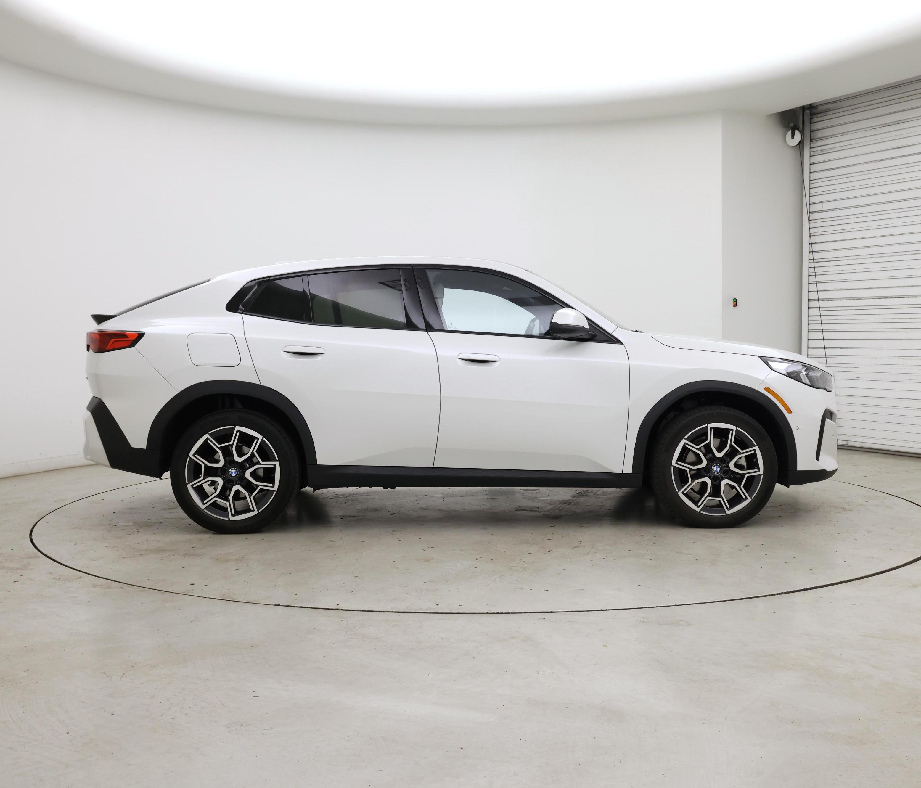 Thumbnail: 2025 BMW X2 - 7