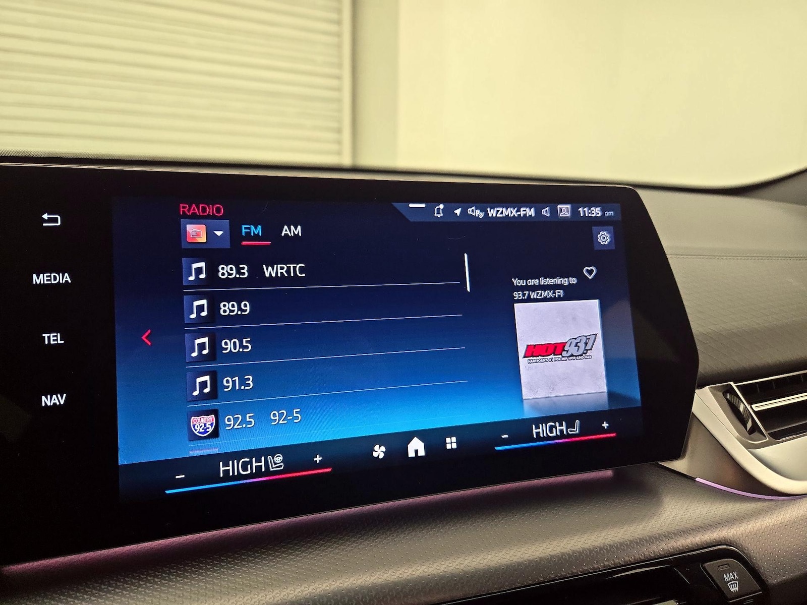 2025 BMW X2 35i - Photo 15