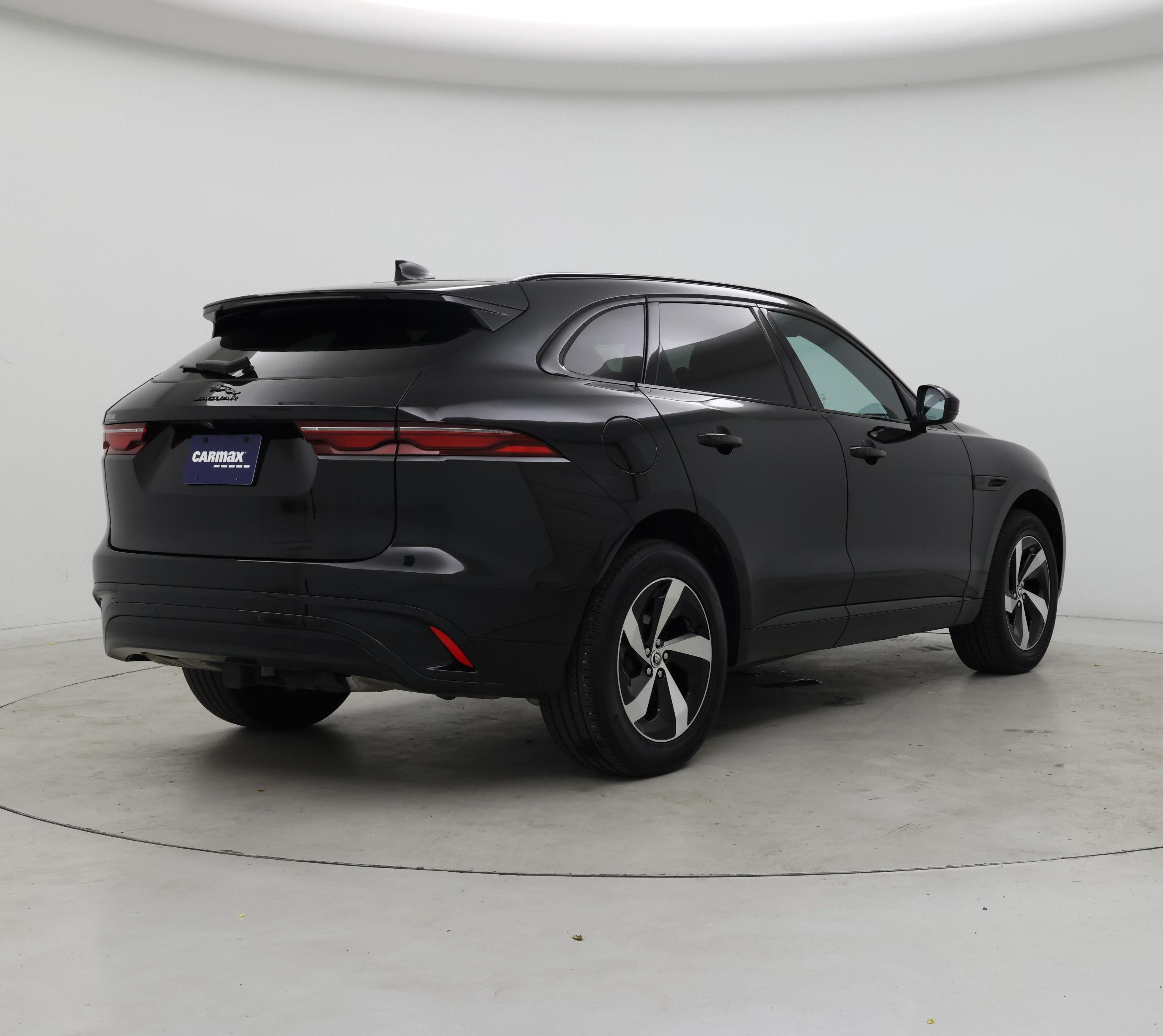 Thumbnail: 2025 Jaguar F-Pace - 8