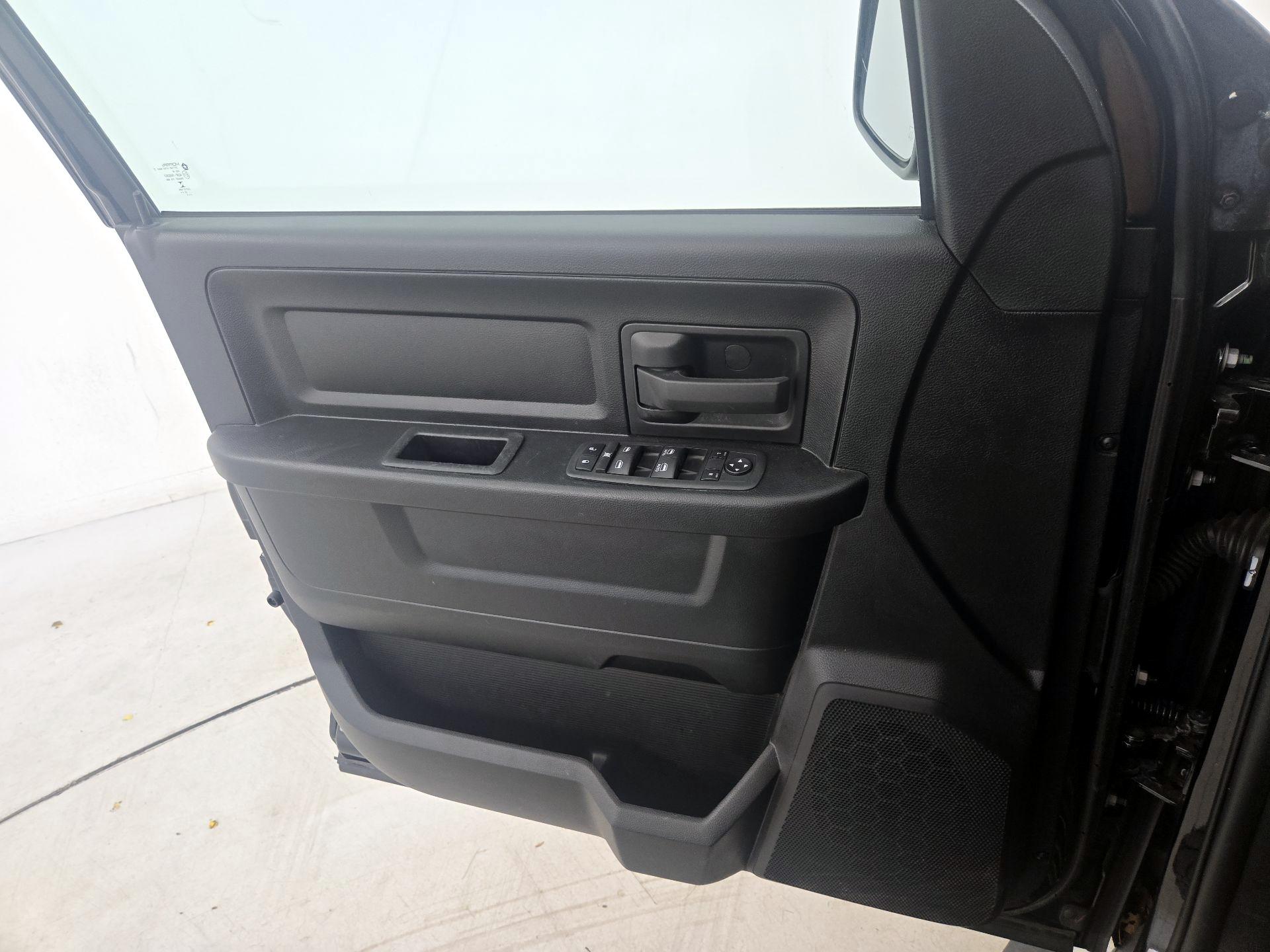 Thumbnail: 2023 RAM 1500 Classic - 12