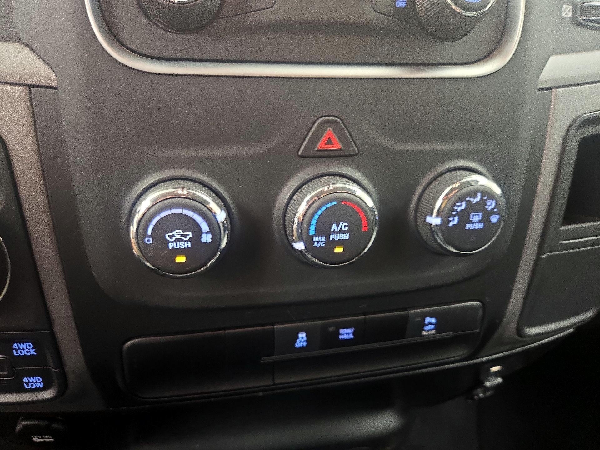 Thumbnail: 2023 RAM 1500 Classic - 16