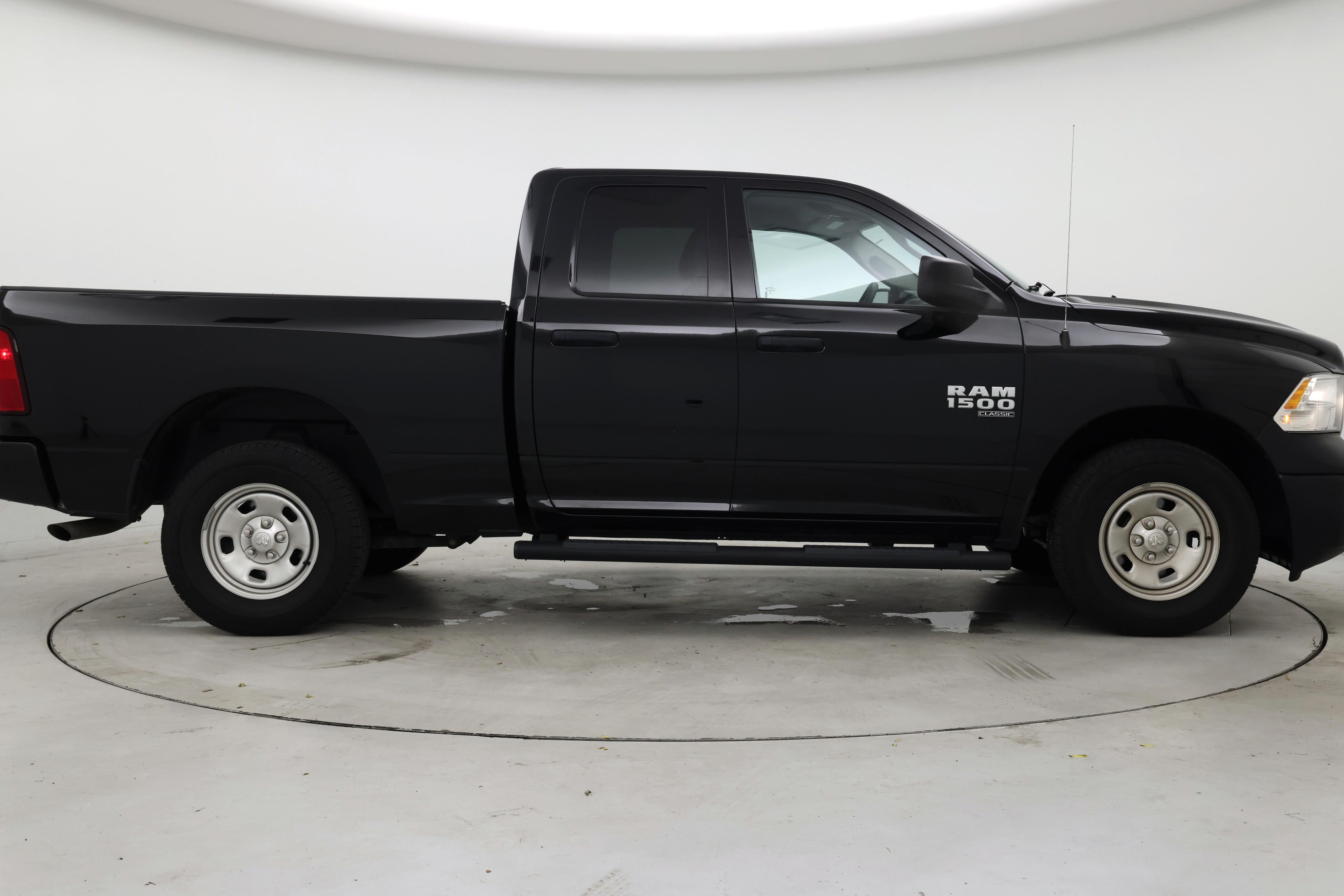 Thumbnail: 2023 RAM 1500 Classic - 7
