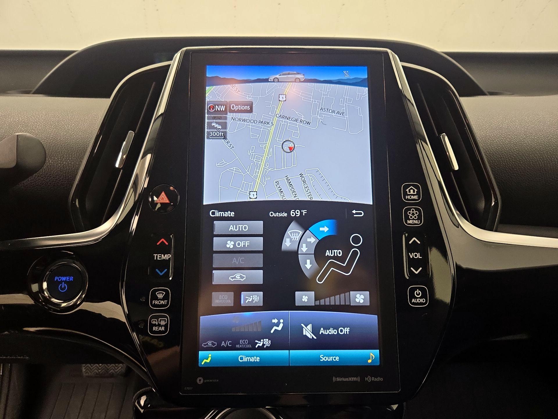 Thumbnail: 2021 Toyota Prius Prime - 17