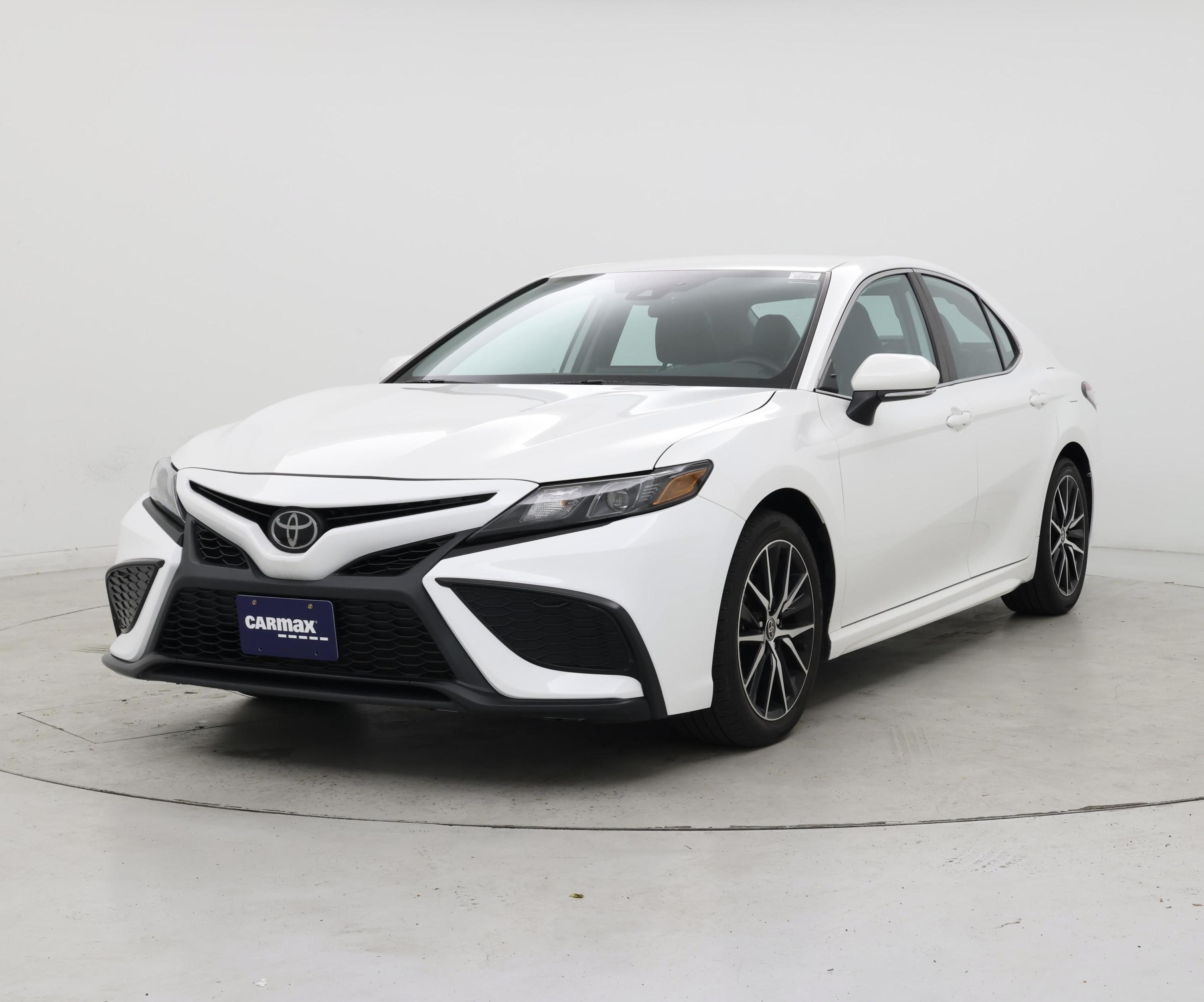 Thumbnail: 2023 Toyota Camry - 4
